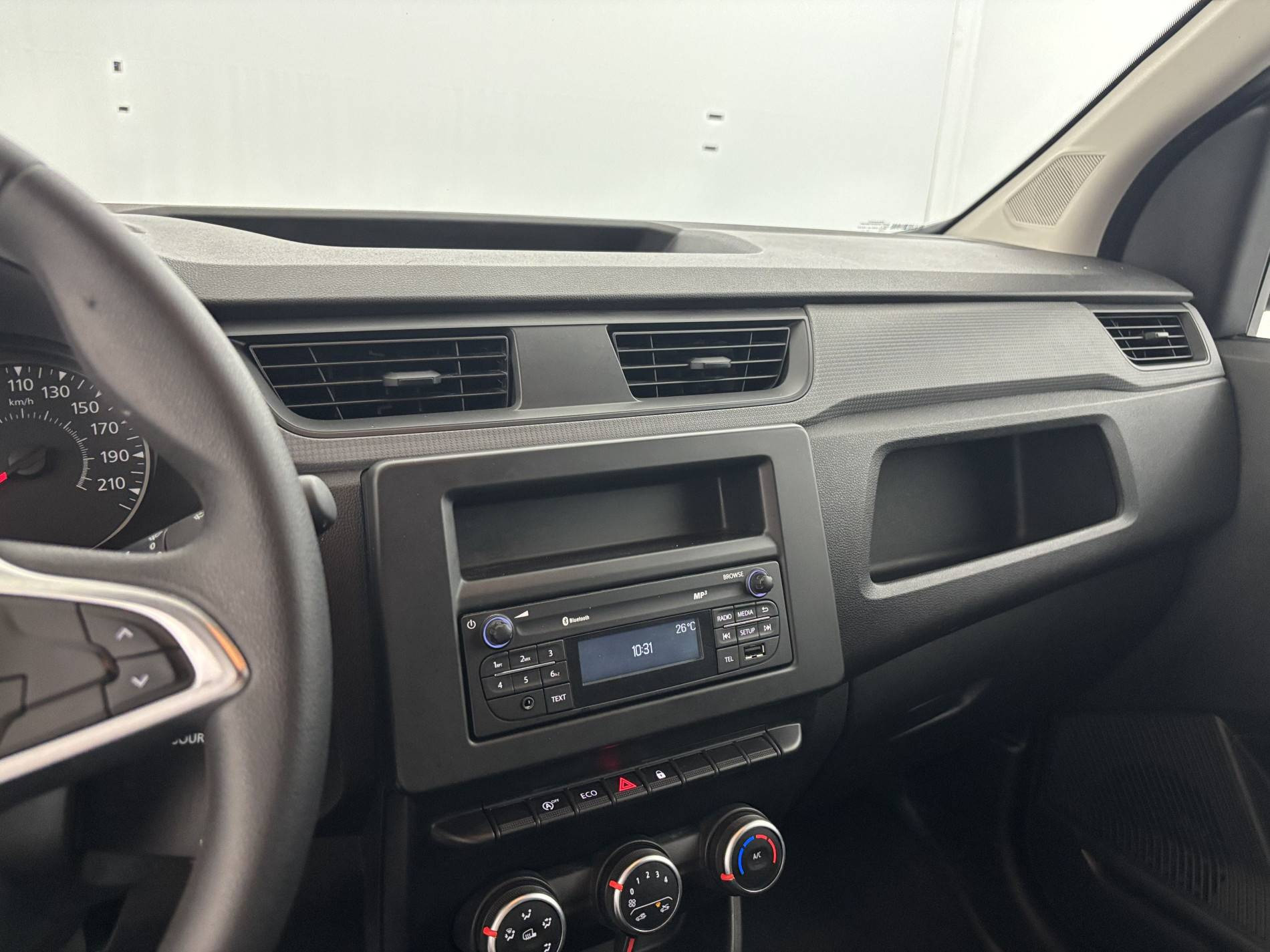 Vente en ligne Renault Express Van  BLUE DCI 95 au prix de 13 590 €