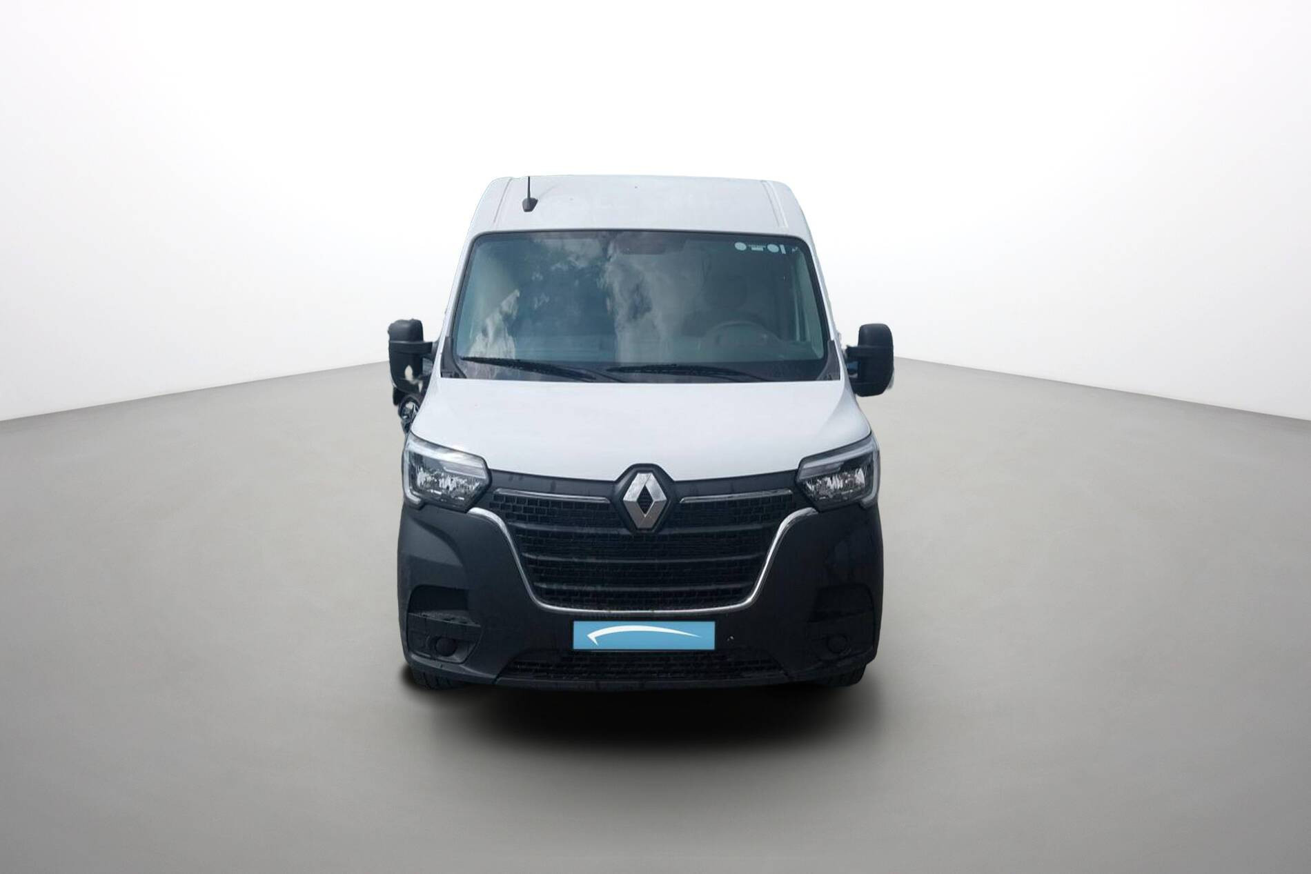 Vente en ligne Renault Master Fourgon MASTER FGN TRAC F3500 L2H2 BLUE DCI 135 au prix de 24 990 €