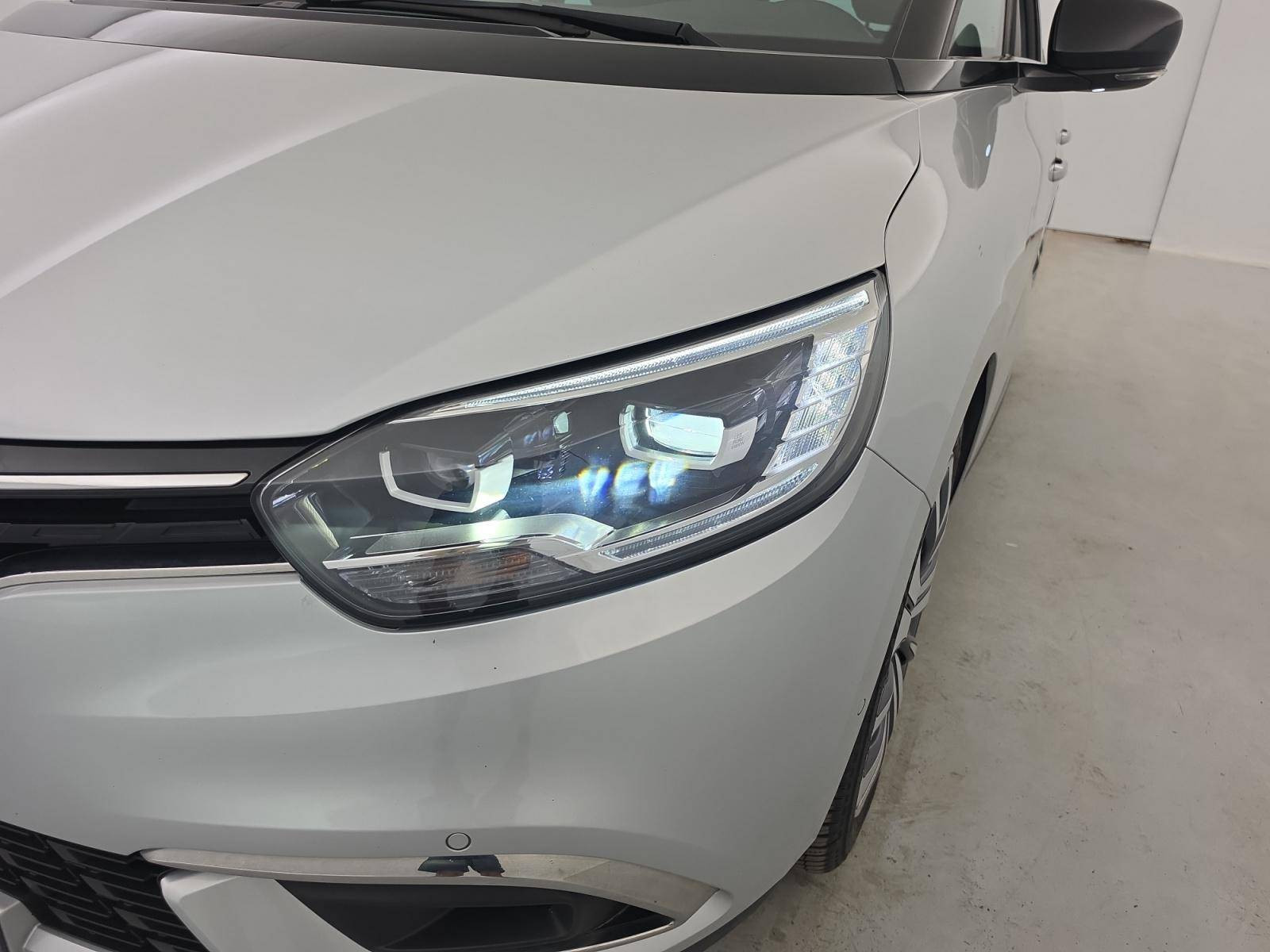 Vente en ligne Renault Scenic 4 Scenic TCe 140 au prix de 18 790 €