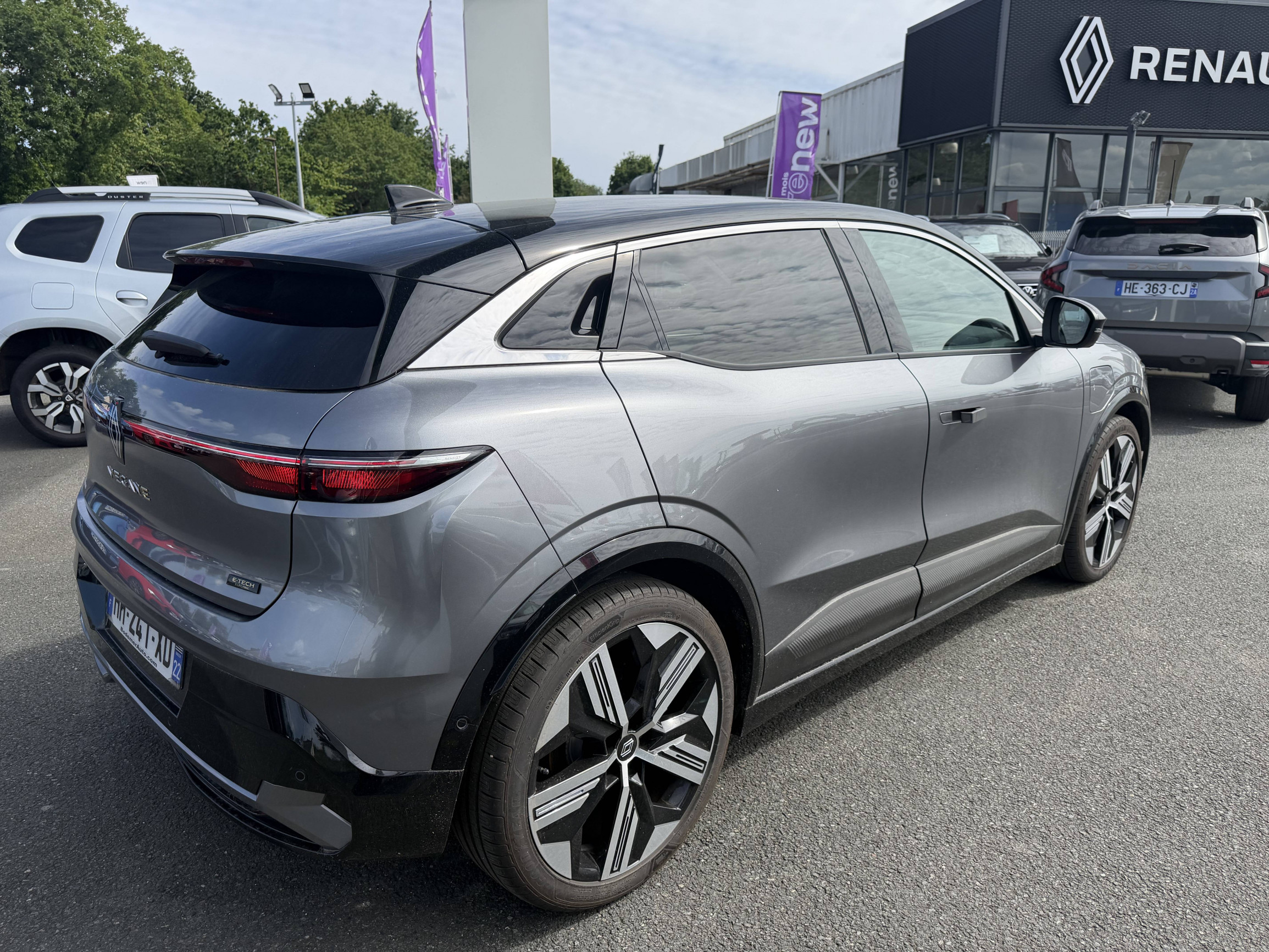 Vente en ligne Renault Megane E-Tech  220 ch autonomie confort GSR2 au prix de 40 990 €