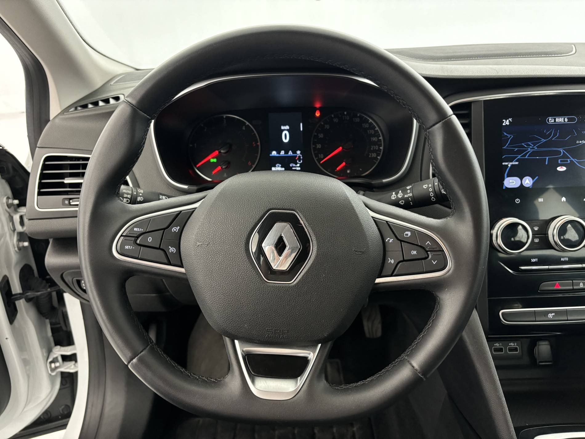 Vente en ligne Renault Megane 4  BLUE DCI 115 - 21N au prix de 12 990 €