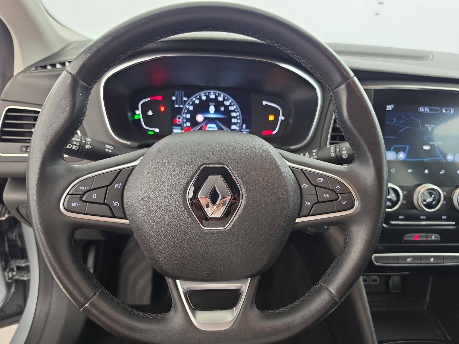 Vente en ligne Renault Megane 4 Mégane IV Berline Blue dCi 115 au prix de 14 890 €