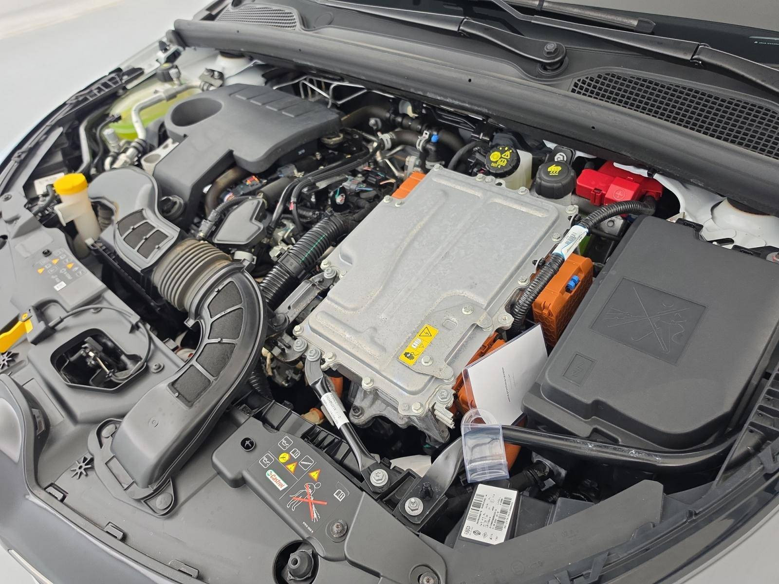 Vente en ligne Renault Clio 5 Clio E-Tech full hybrid 145 au prix de 17 350 €