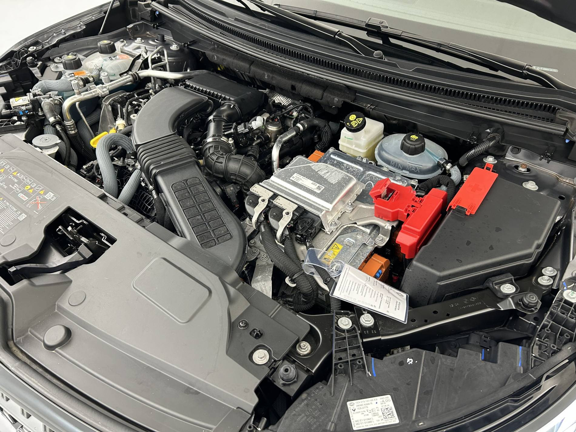 Vente en ligne Renault Austral  E-Tech full hybrid 200 GSR2 au prix de 26 590 €