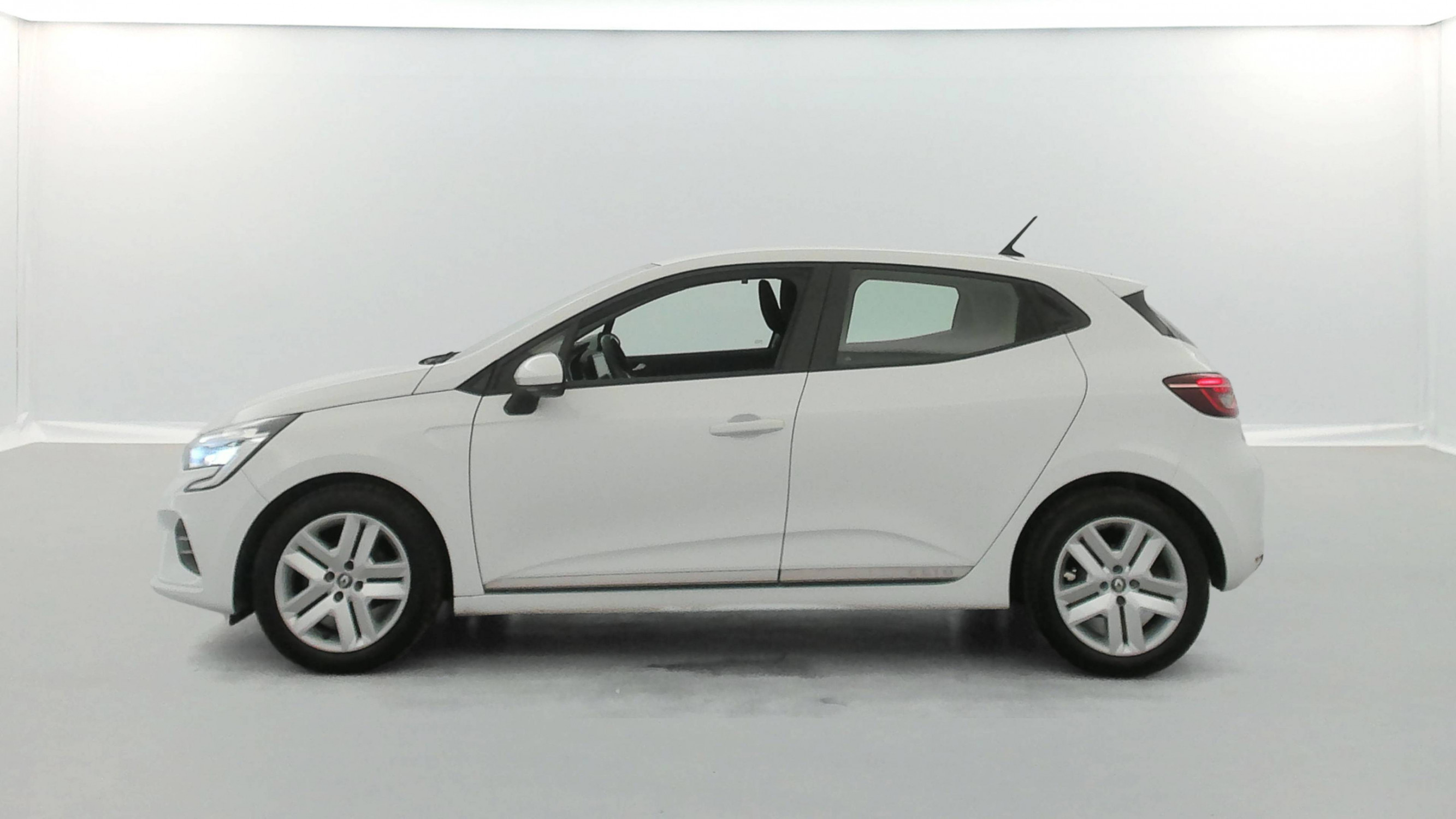 Vente en ligne Renault Clio 5 Clio SCe 75 au prix de 11 990 €
