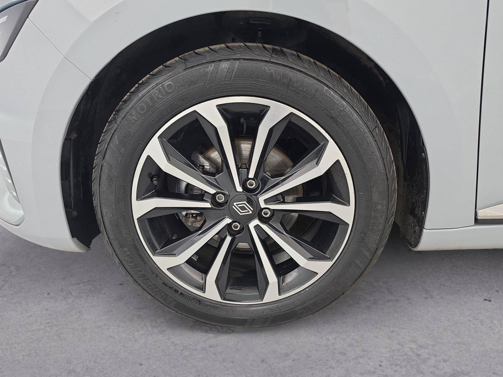 Vente en ligne Renault Clio 5 Clio TCe 90 au prix de 15 990 €