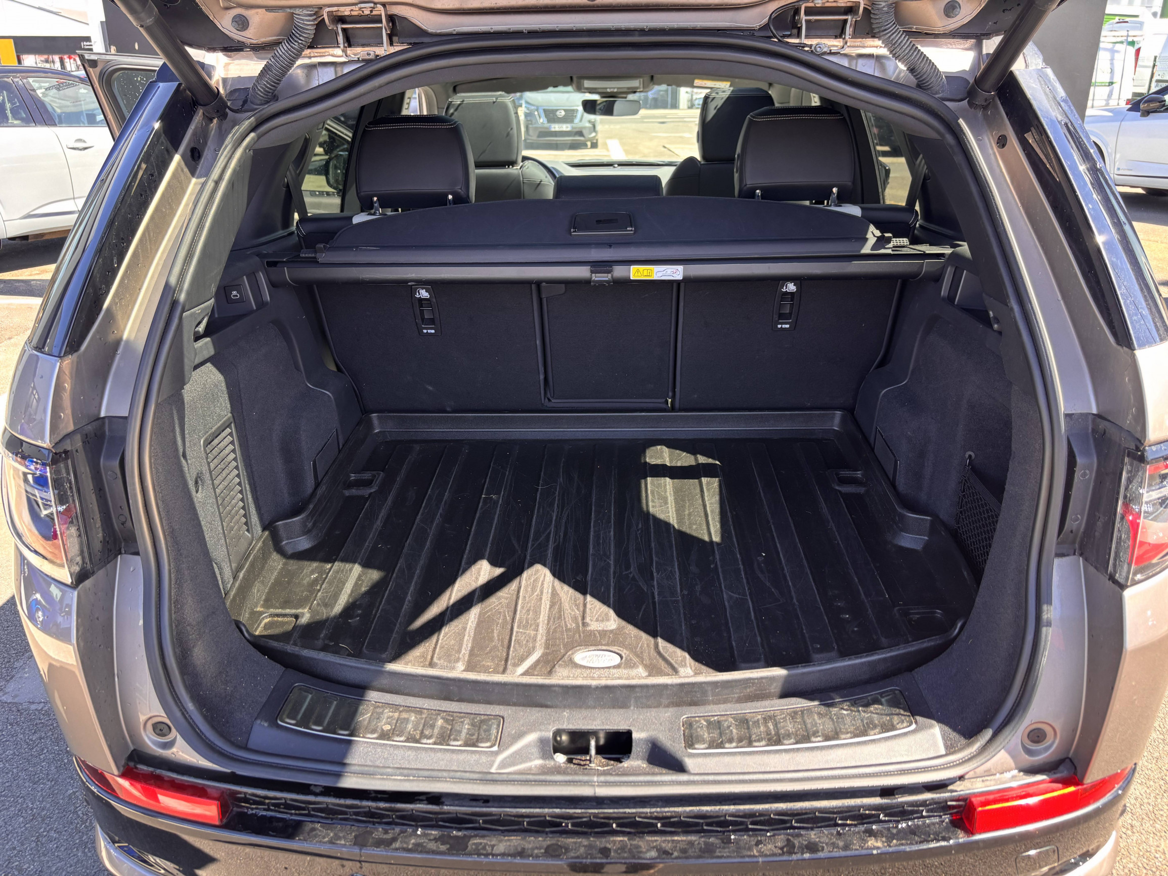 Vente en ligne Land Rover Discovery Sport  Mark VII P200 FLEXFUEL MHEV AWD BVA au prix de 34 990 €