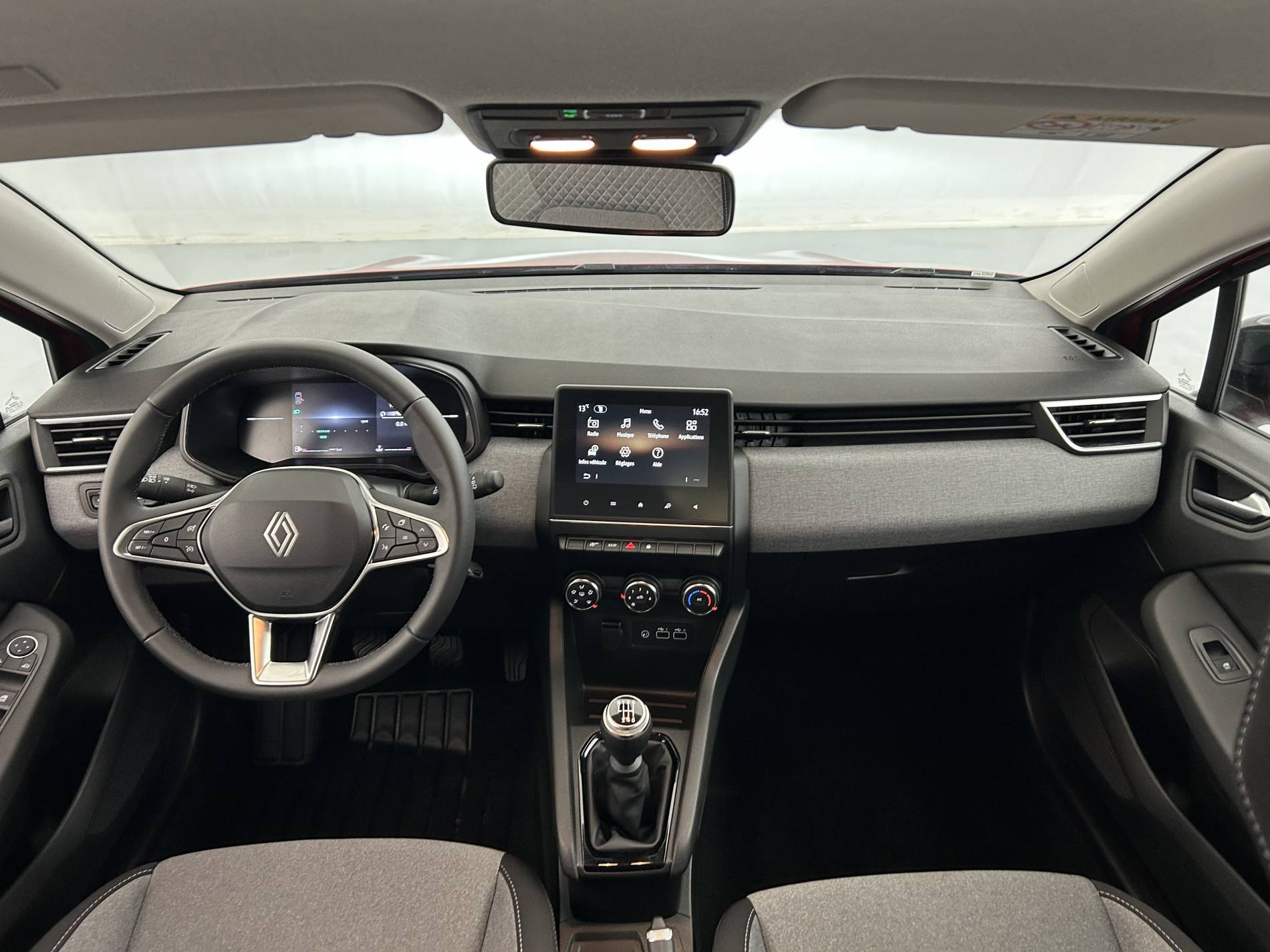 Vente en ligne Renault Clio 5 Clio Blue dCi 100 ch GSR2 au prix de 18 590 €