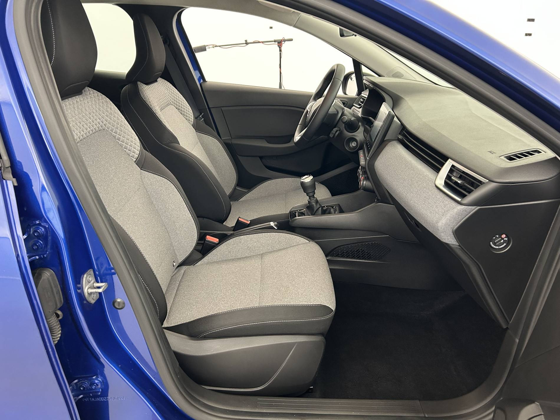 Vente en ligne Renault Clio 5 Clio TCe 90 au prix de 15 990 €
