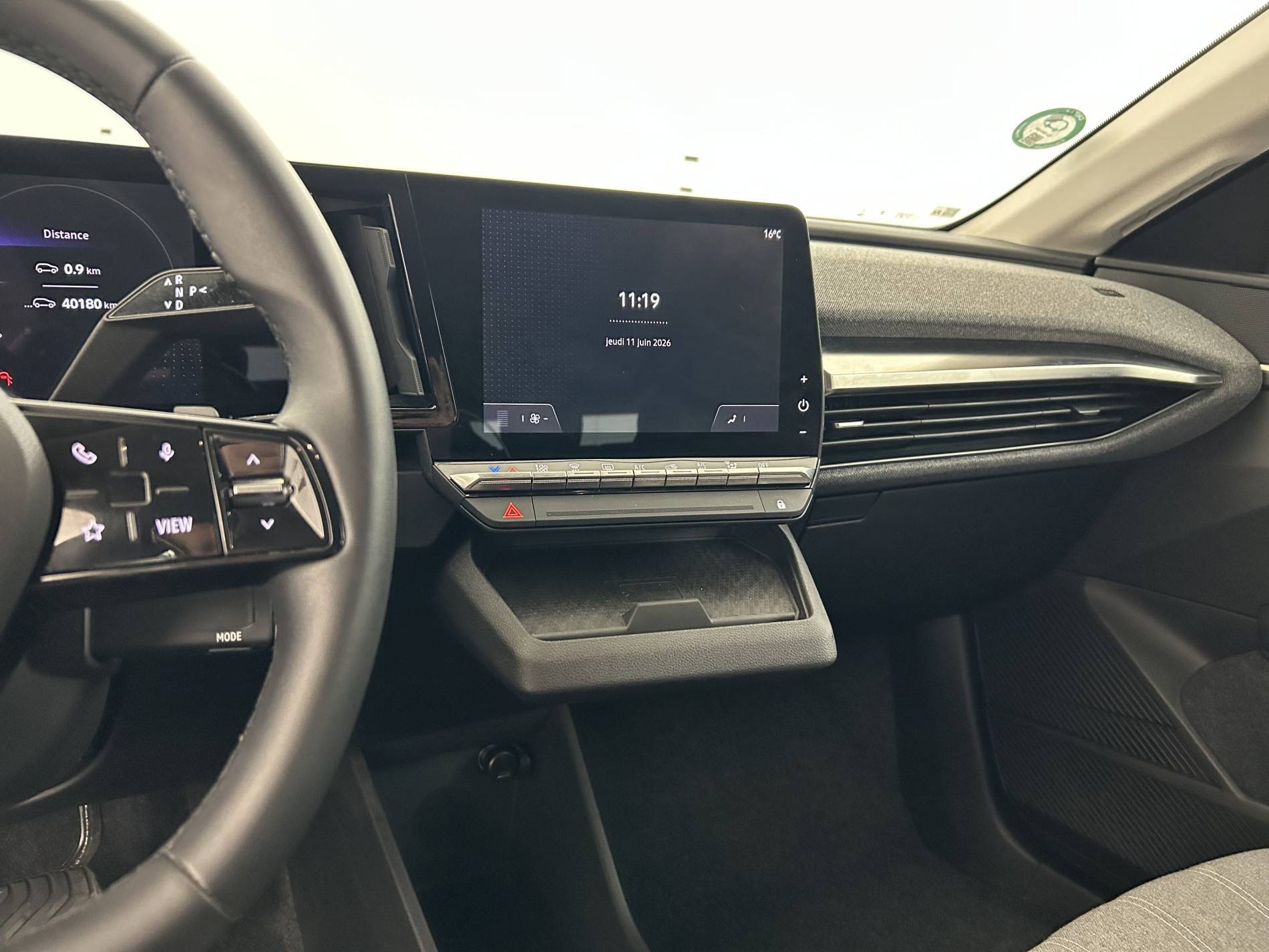Vente en ligne Renault Megane E-Tech  EV40 130ch standard charge au prix de 18 990 €