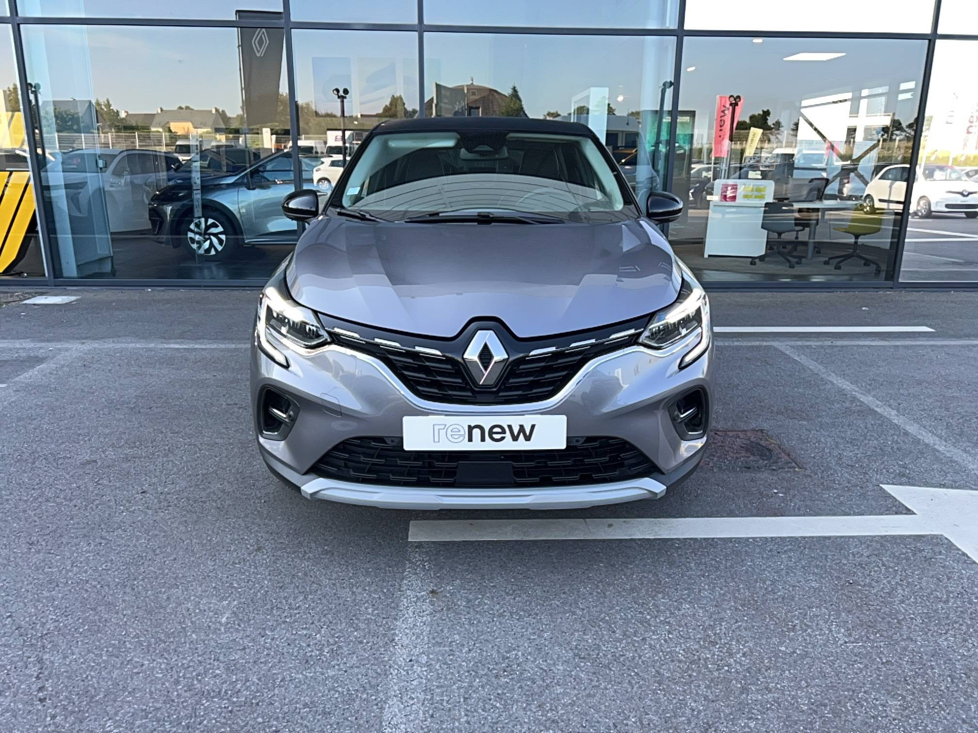 Vente en ligne Renault Captur  E-Tech 145 - 21 au prix de 17 990 €