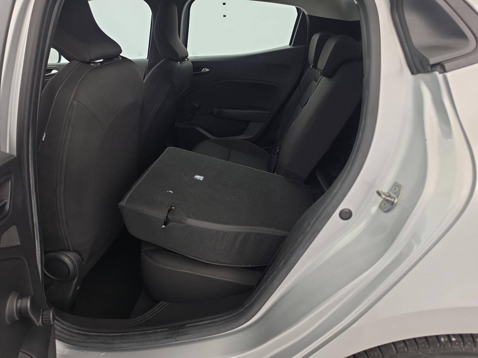 Vente en ligne Renault Clio 5 Clio E-Tech full hybrid 145 au prix de 16 590 €