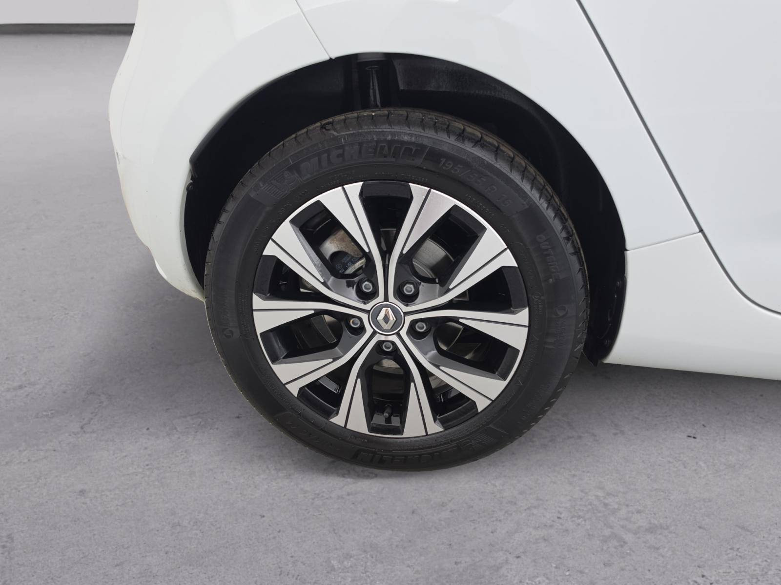 Vente en ligne Renault Zoé Zoe R110 - MY22 au prix de 17 990 €