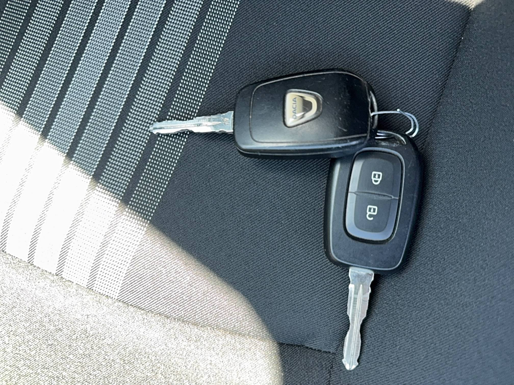 Vente en ligne Dacia Sandero  dCi 90 Easy-R au prix de 11 790 €