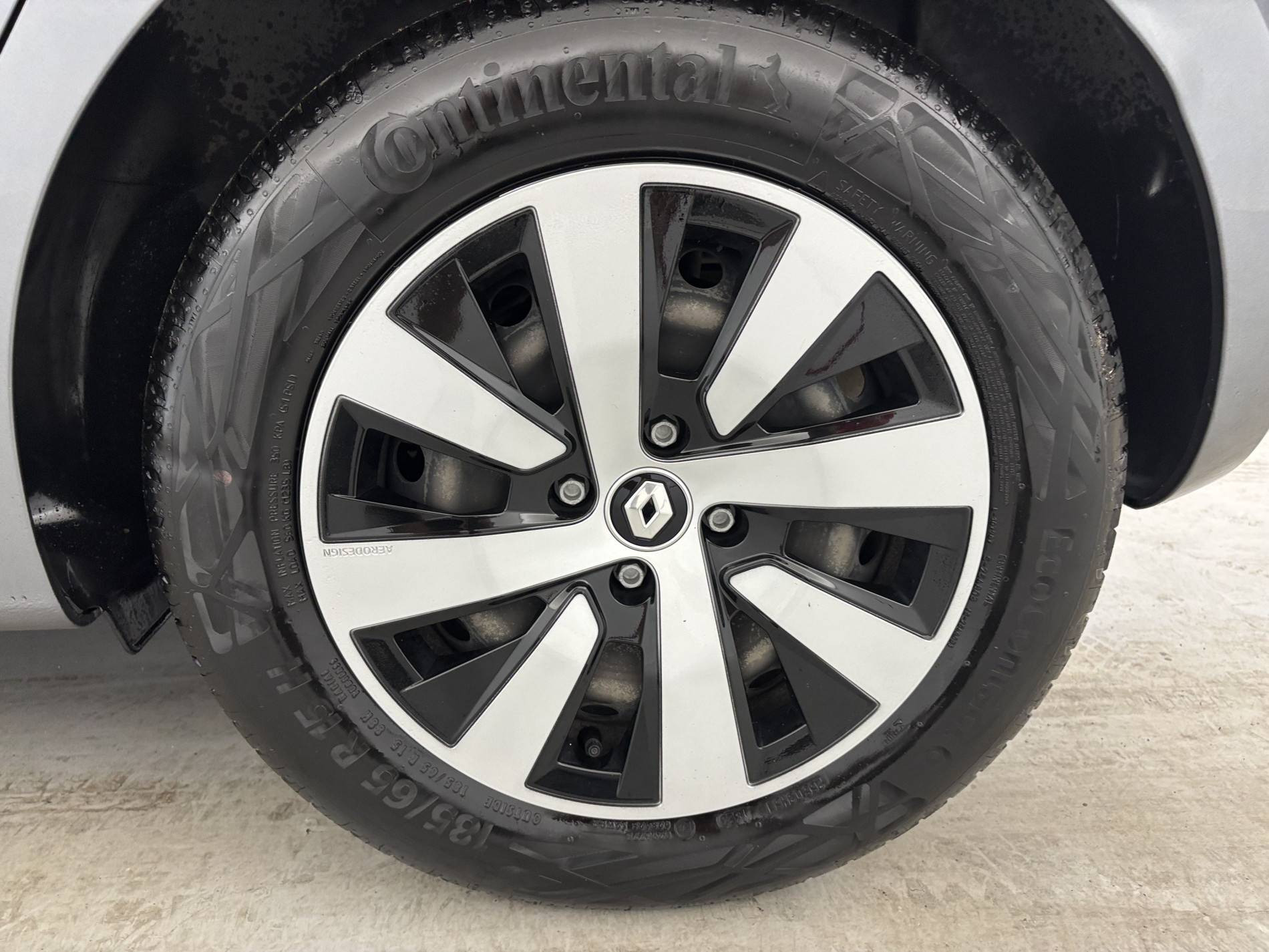 Vente en ligne Renault Clio 5 Clio TCe 90 au prix de 14 990 €