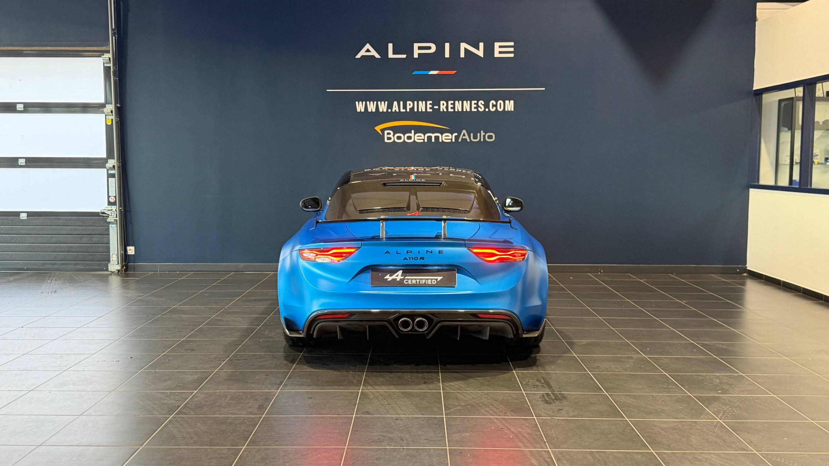 Vente en ligne Alpine A110  1.8T 300 ch au prix de 98 990 €