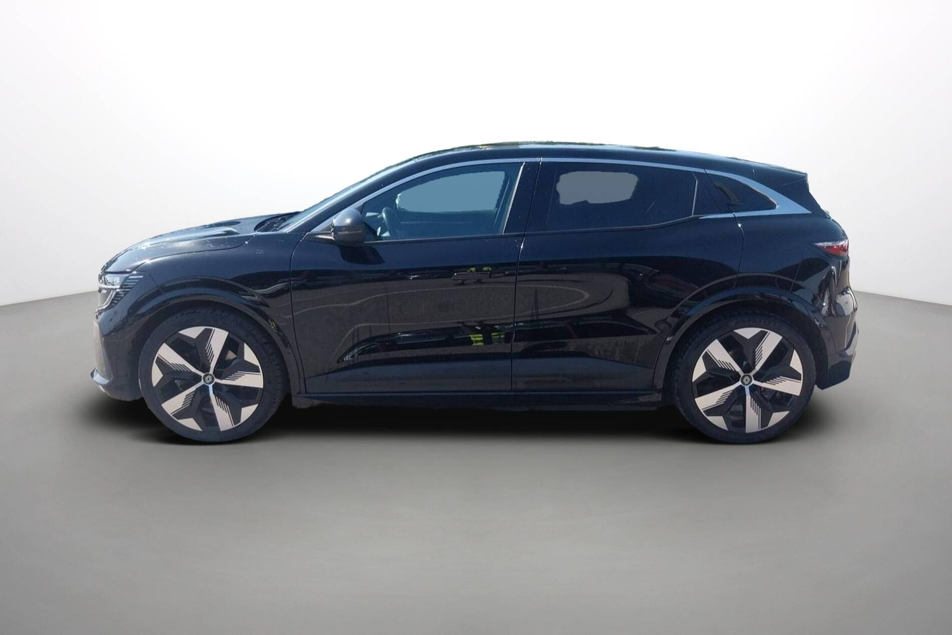 Vente en ligne Renault Megane E-Tech  EV60 220 ch super charge au prix de 24 990 €