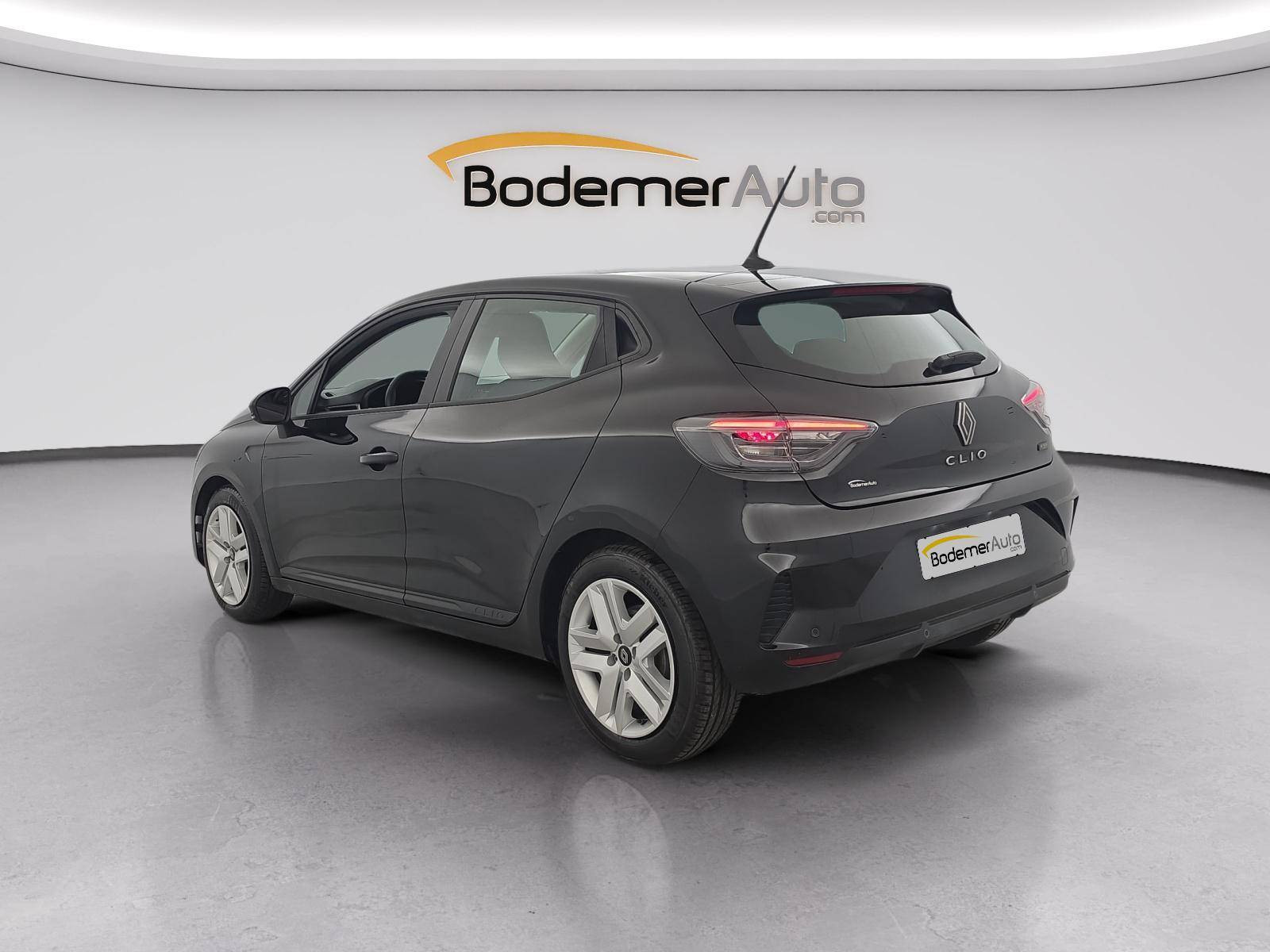 Vente en ligne Renault Clio 5 Clio E-Tech full hybrid 145 au prix de 16 490 €
