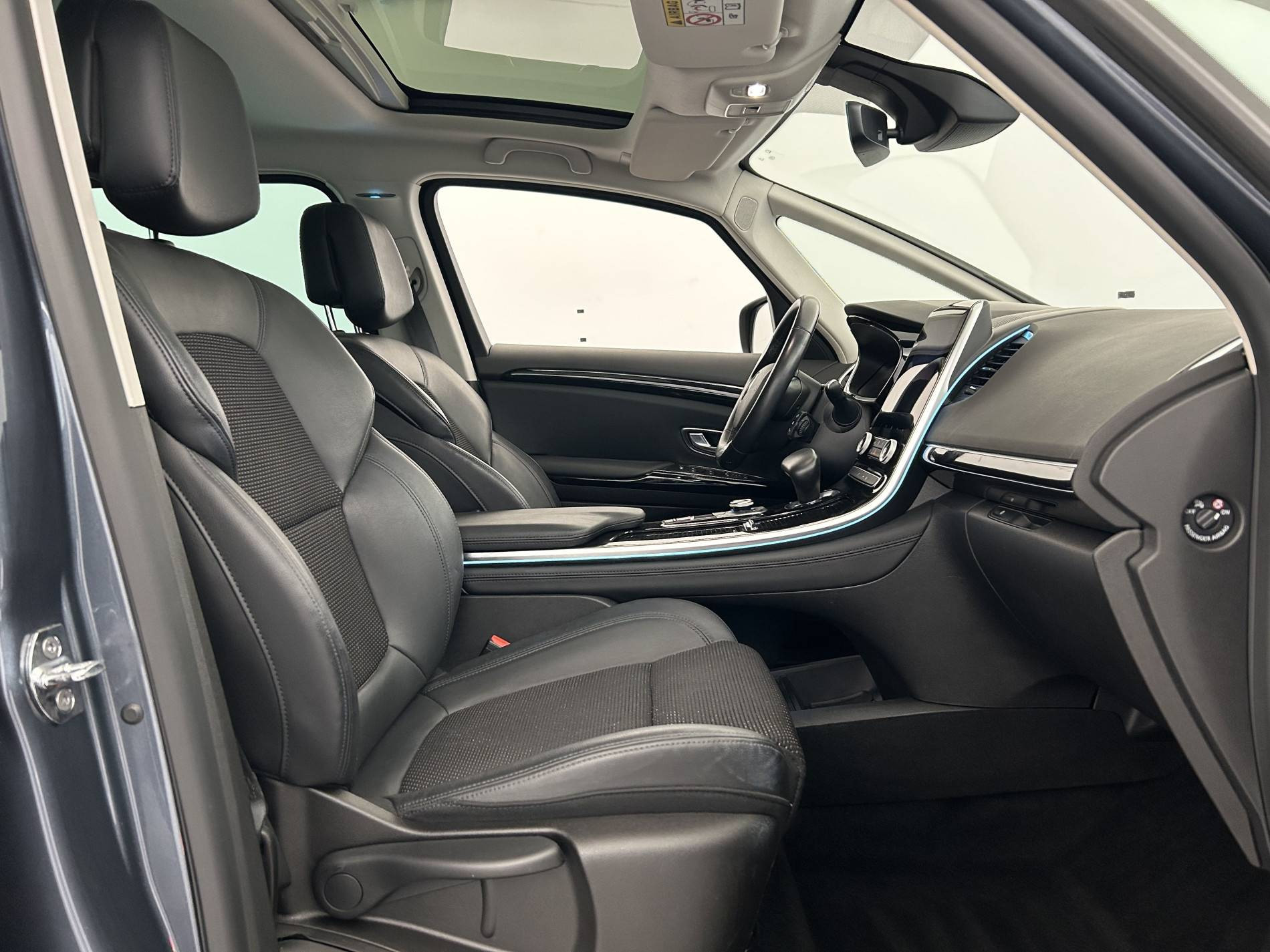 Vente en ligne Renault Espace 5 Espace Blue dCi 160 EDC au prix de 29 390 €