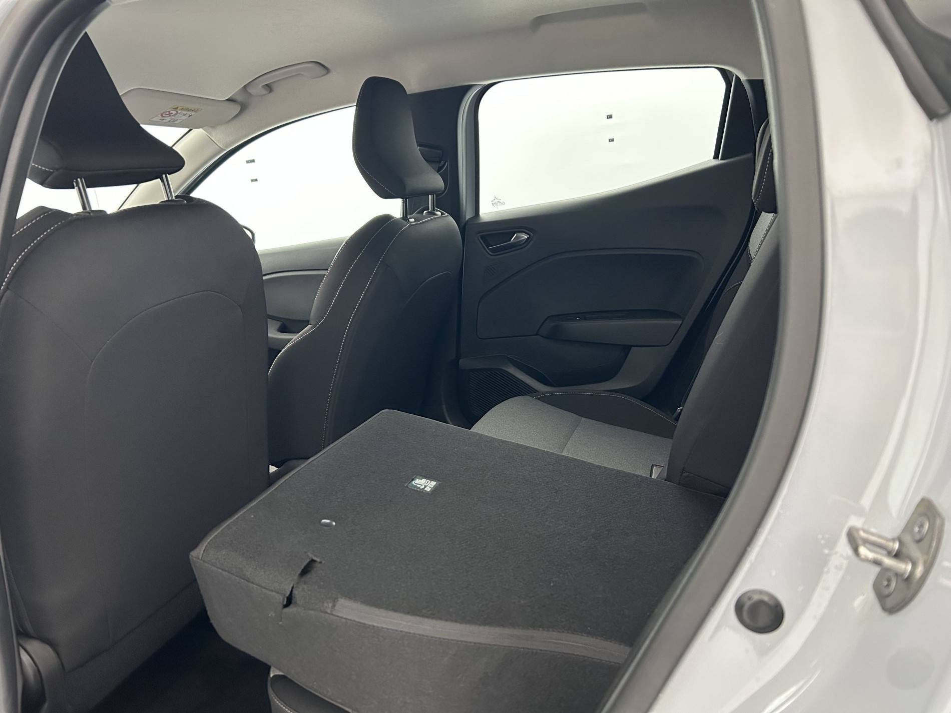 Vente en ligne Renault Clio 5 Clio TCe 90 au prix de 15 490 €