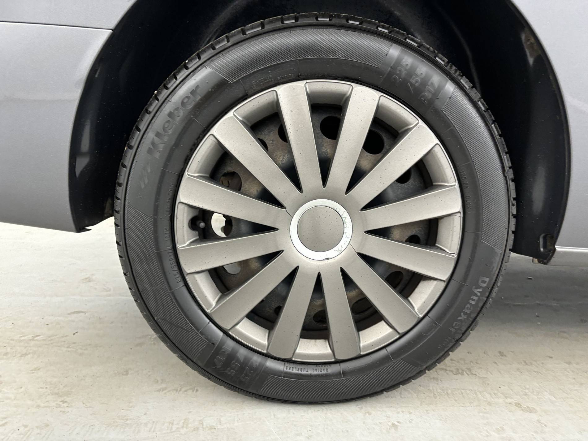 Vente en ligne Citroën Spacetourer Spacetourer M BlueHDi 100 BVM6 au prix de 24 490 €