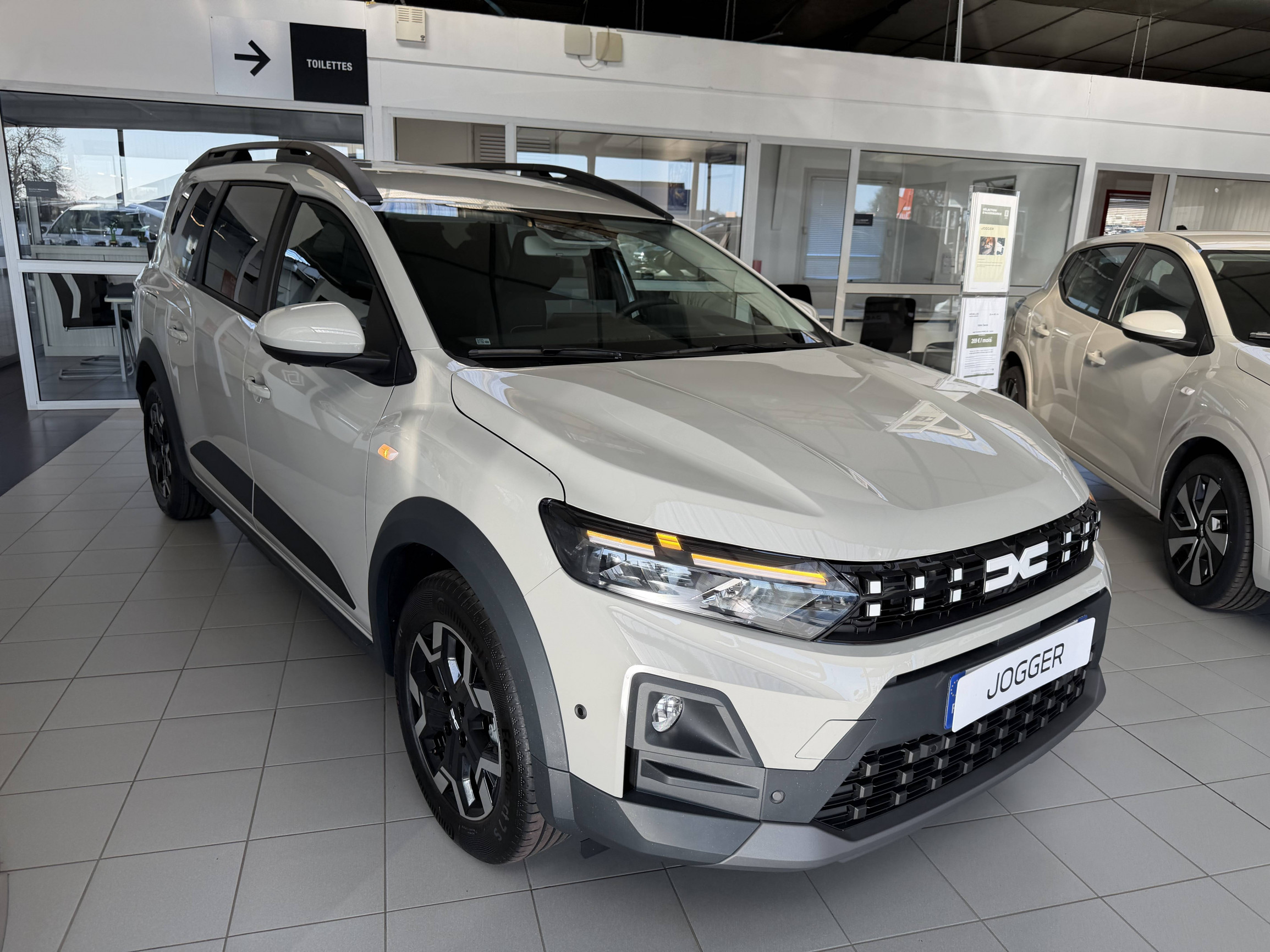 Dacia Jogger  155 7 pl occasion de 2026 en vente à Lannion