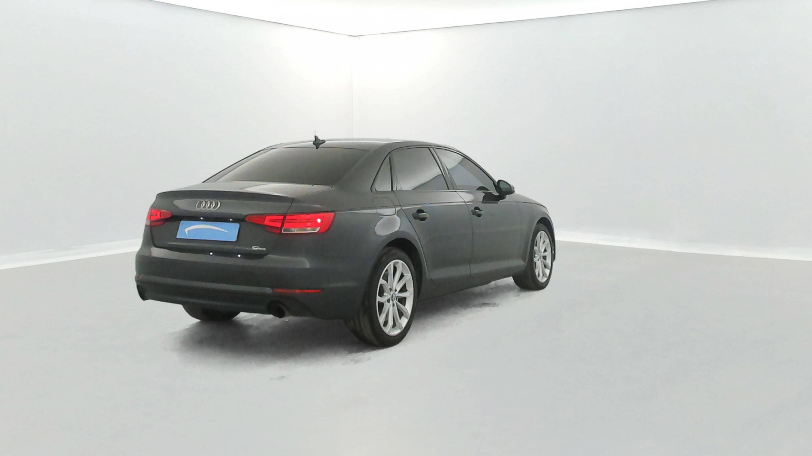 Vente en ligne Audi A4  2.0 TFSI 252 S tronic 7 Quattro au prix de 21 490 €