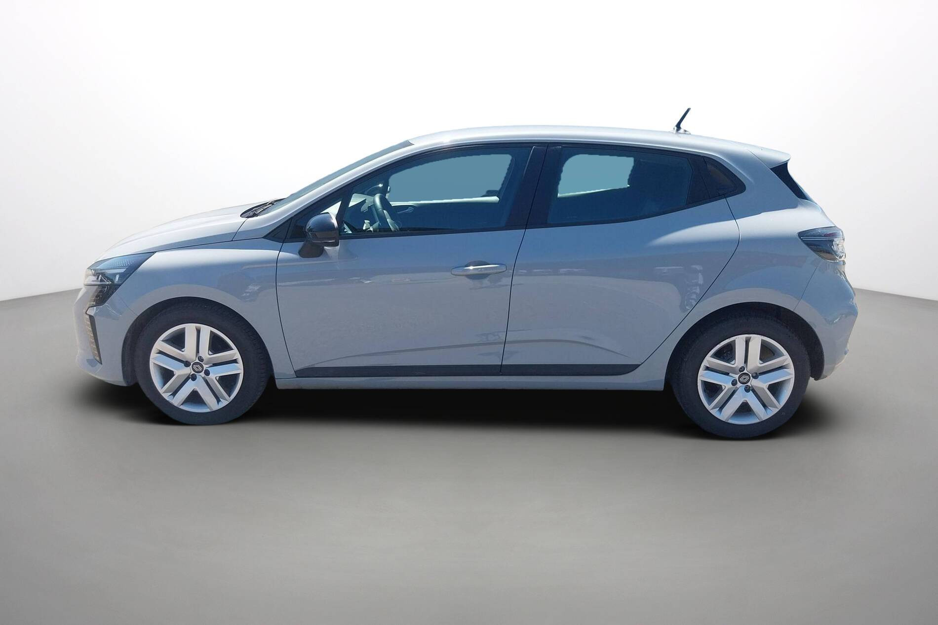 Vente en ligne Renault Clio 5 Clio SCe 65 au prix de 14 990 €