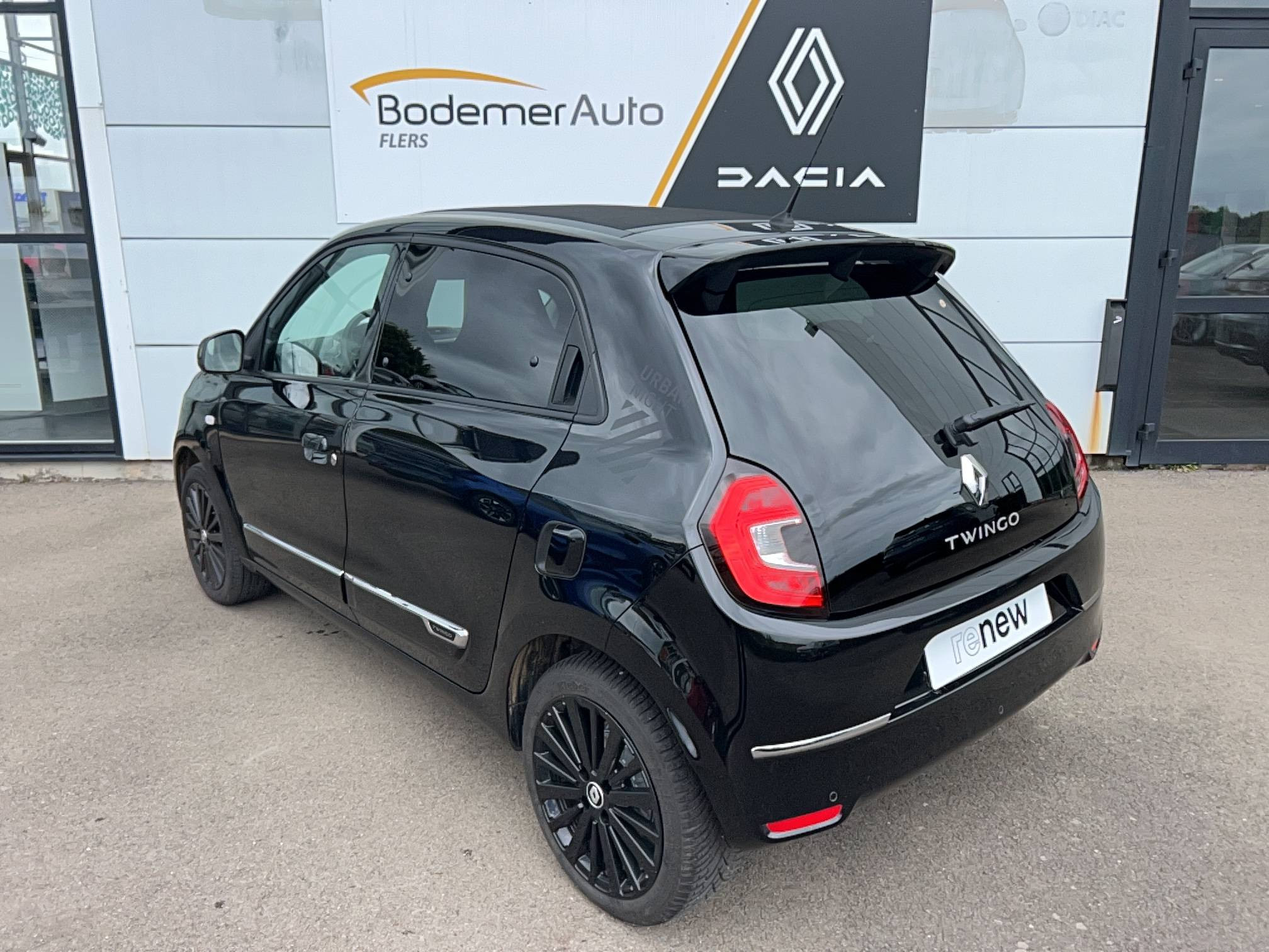 Vente en ligne Renault Twingo Electrique Twingo III E-Tech au prix de 13 890 €