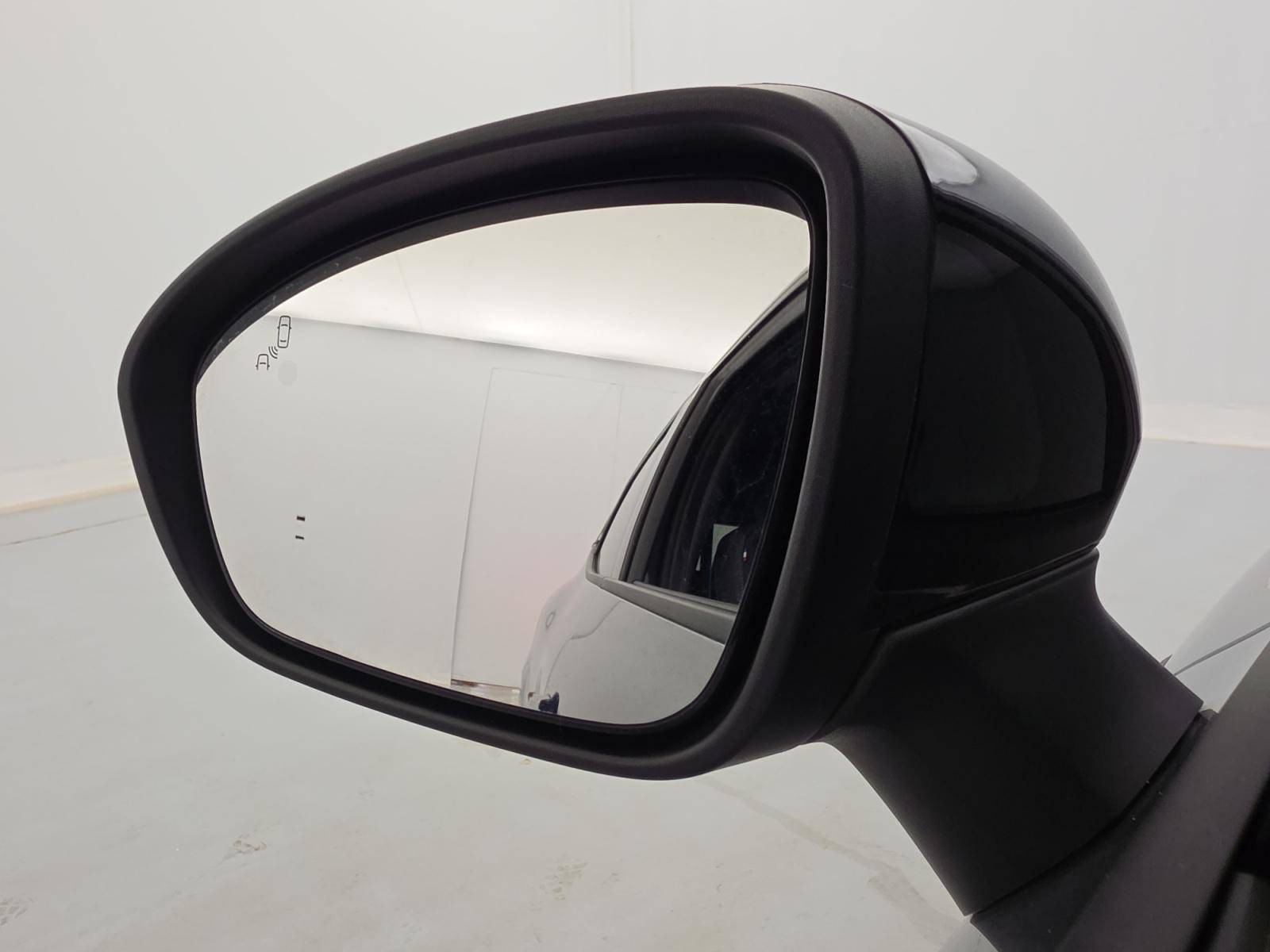 Vente en ligne Renault Clio 5 Clio E-Tech full hybrid 145 ch GSR2 au prix de 21 390 €