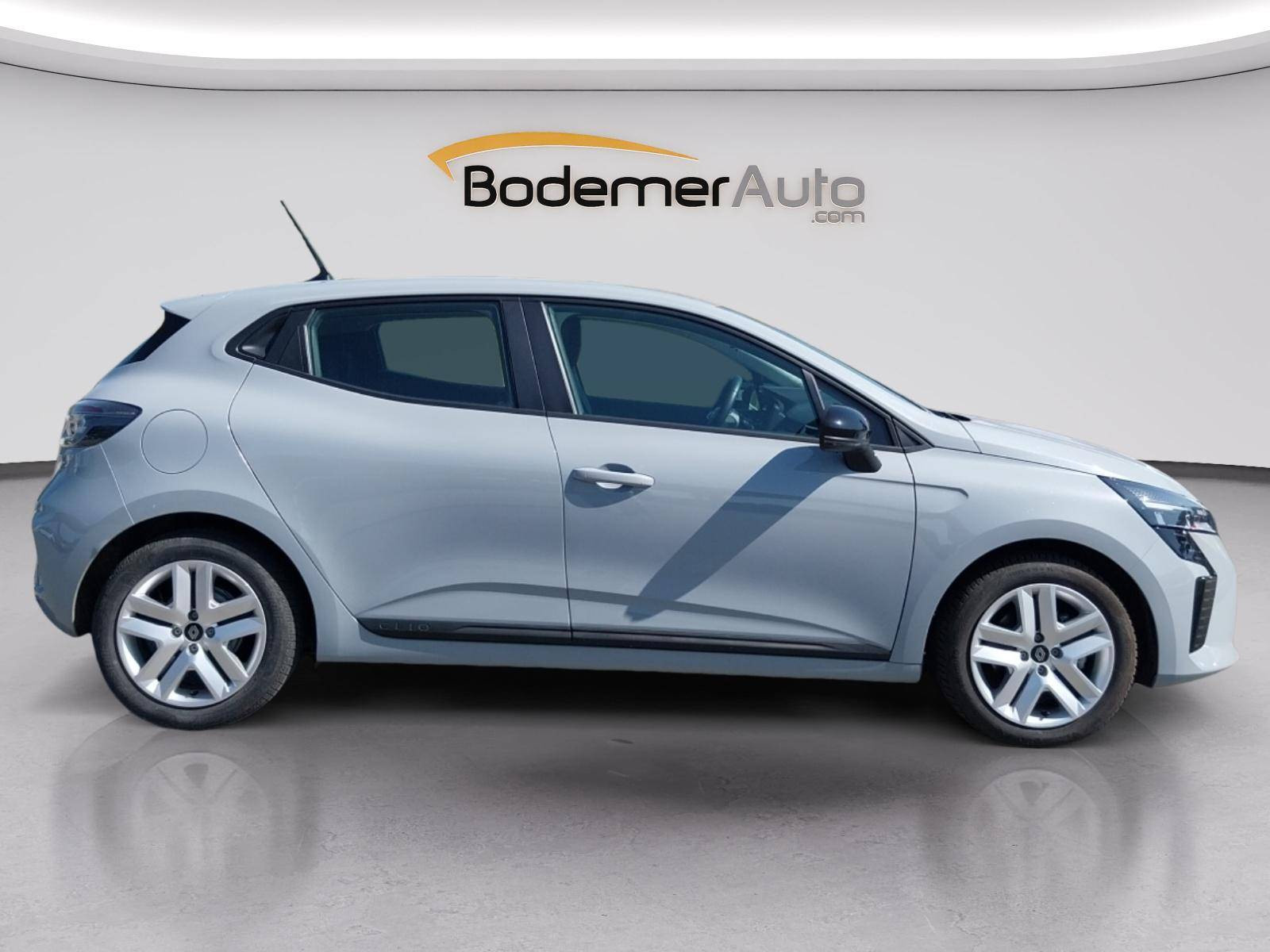 Vente en ligne Renault Clio 5 Clio E-Tech full hybrid 145 au prix de 18 991 €