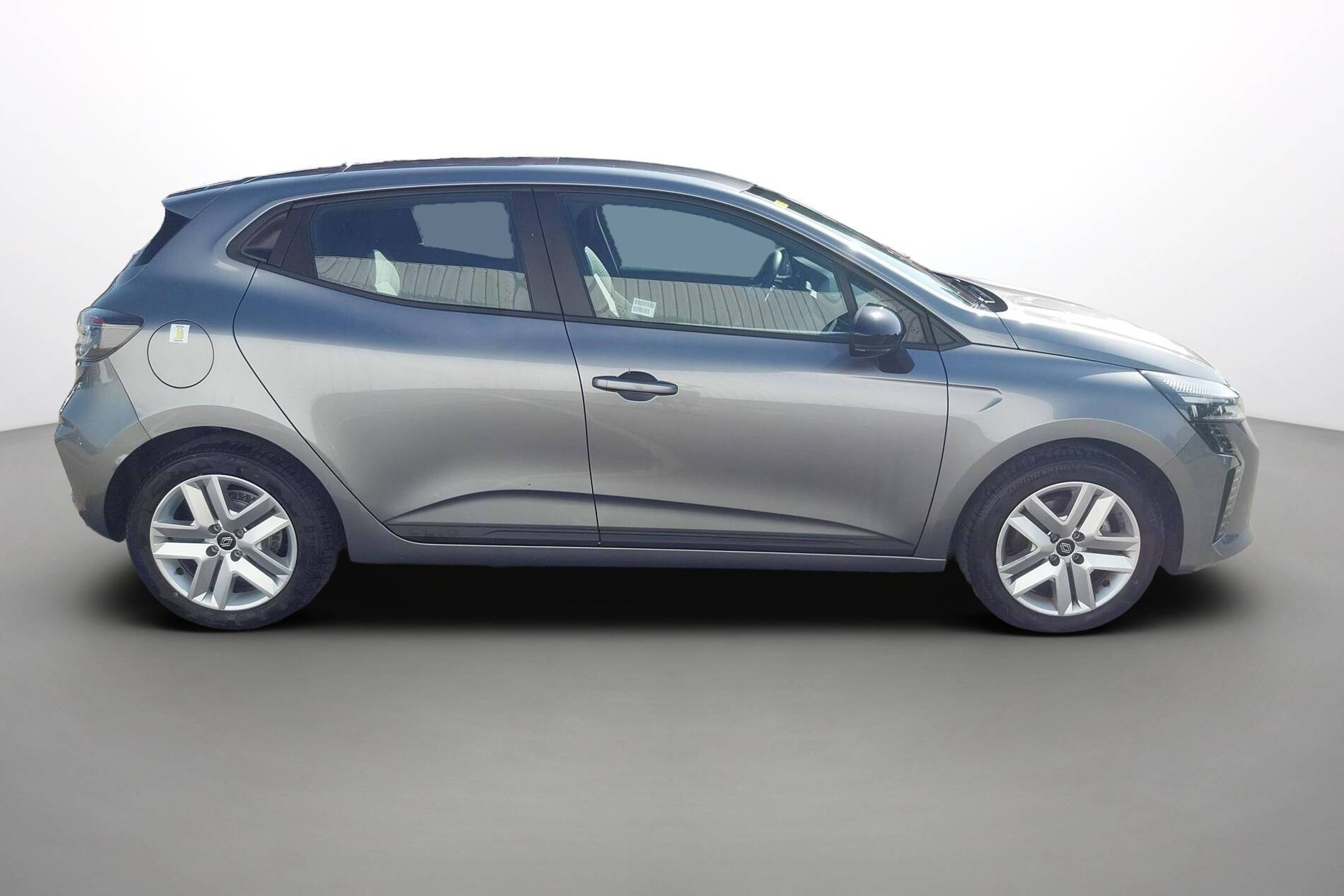 Vente en ligne Renault Clio 5 Clio Blue dCi 100 ch au prix de 18 500 €