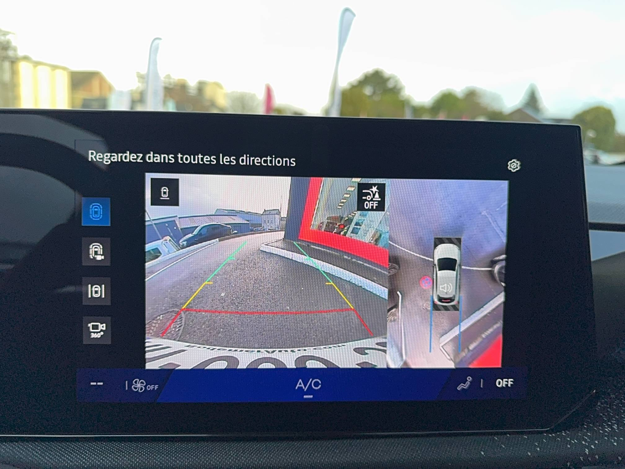 Vente en ligne Renault Clio 6 Clio E-Tech full hybrid 160 ch au prix de 27 230 €