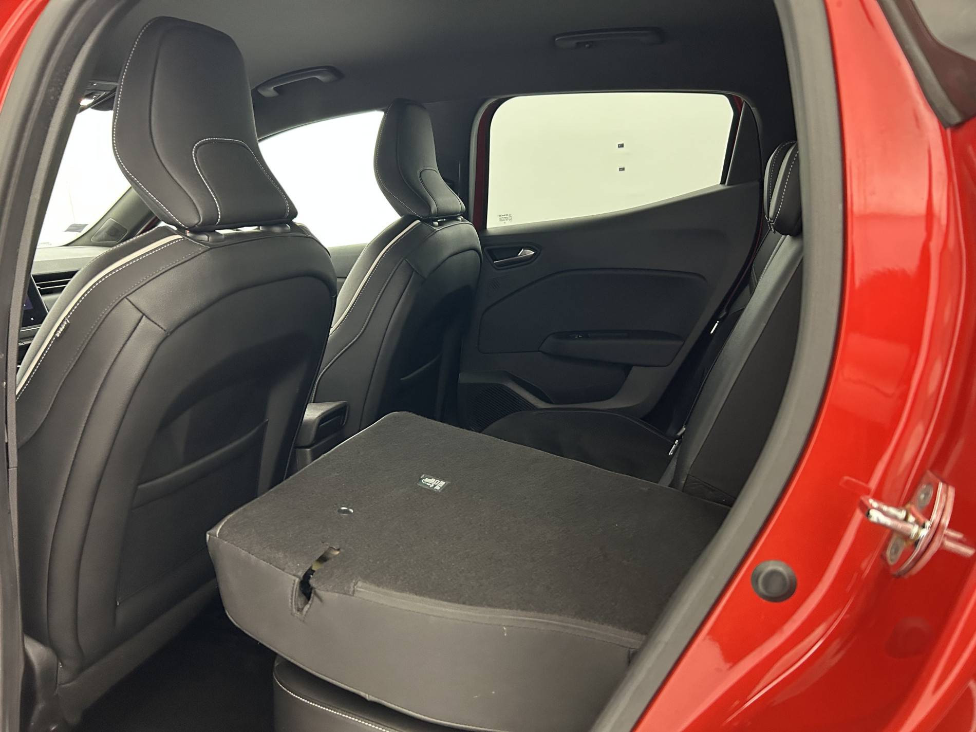 Vente en ligne Renault Clio 5 Clio TCe 130 EDC FAP au prix de 13 990 €