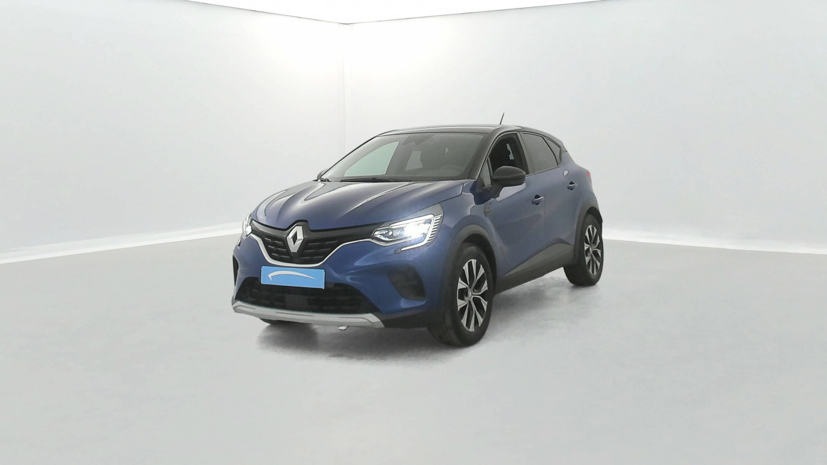 Renault Captur  E-Tech full hybrid 145 occasion de 2023 en vente à Saint-Brieuc