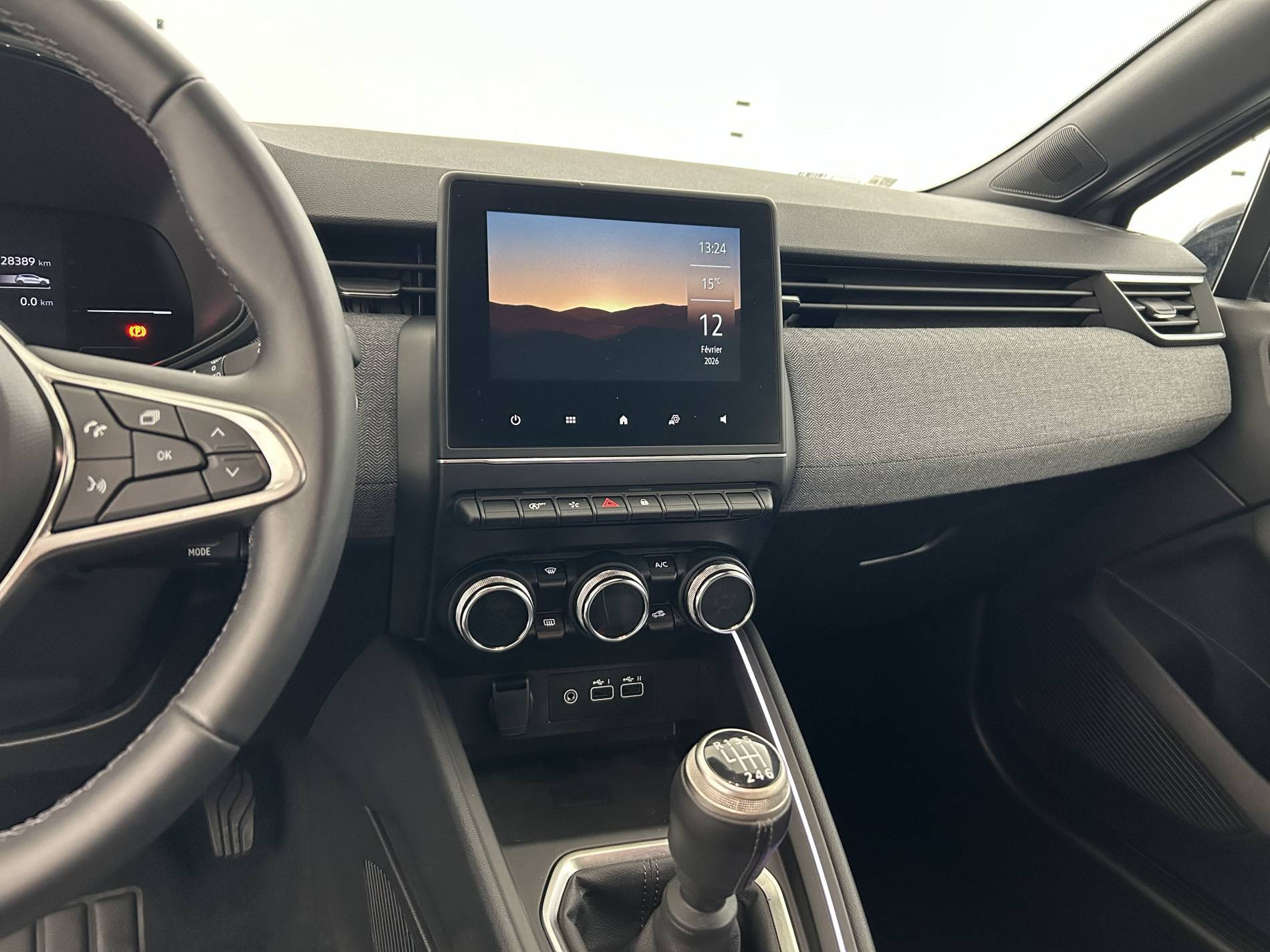 Vente en ligne Renault Clio 5 Clio Eco-G 100 ch GSR2 au prix de 17 790 €