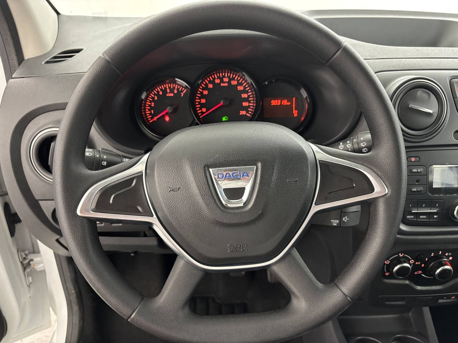 Vente en ligne Dacia Lodgy  Blue dCi 95 7 places au prix de 12 990 €