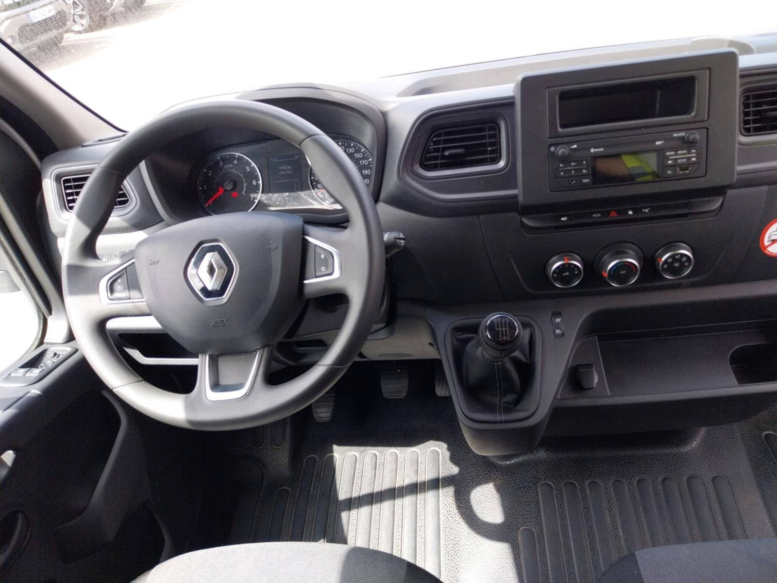 Vente en ligne Renault Master Fourgon MASTER FGN TRAC F3500 L3H3 BLUE DCI 135 au prix de 24 490 €