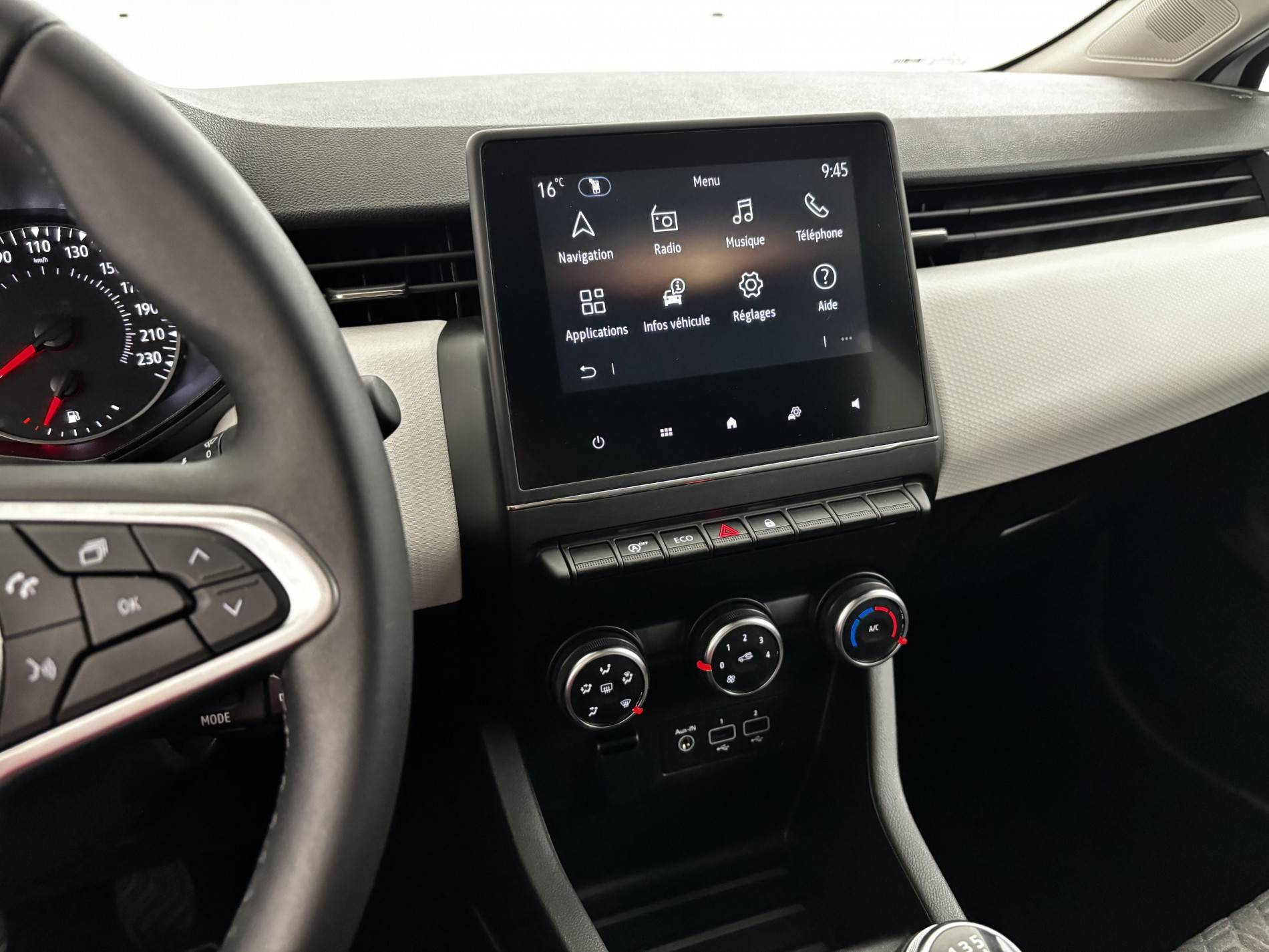 Vente en ligne Renault Clio 5 Clio Blue dCi 100 au prix de 14 100 €