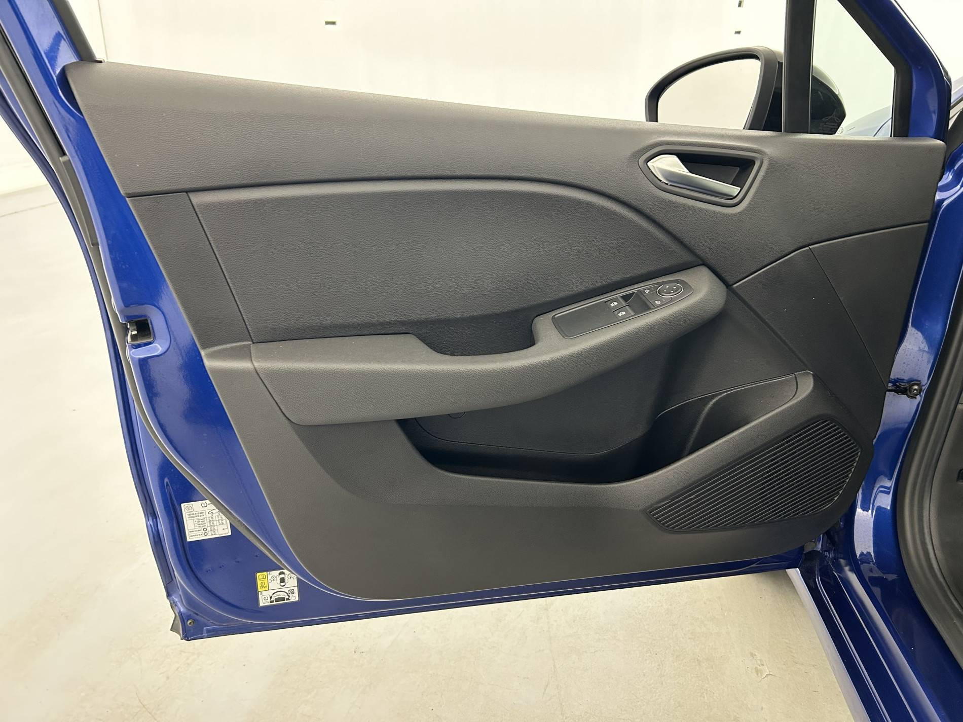 Vente en ligne Renault Clio 5 Clio TCe 90 au prix de 13 990 €