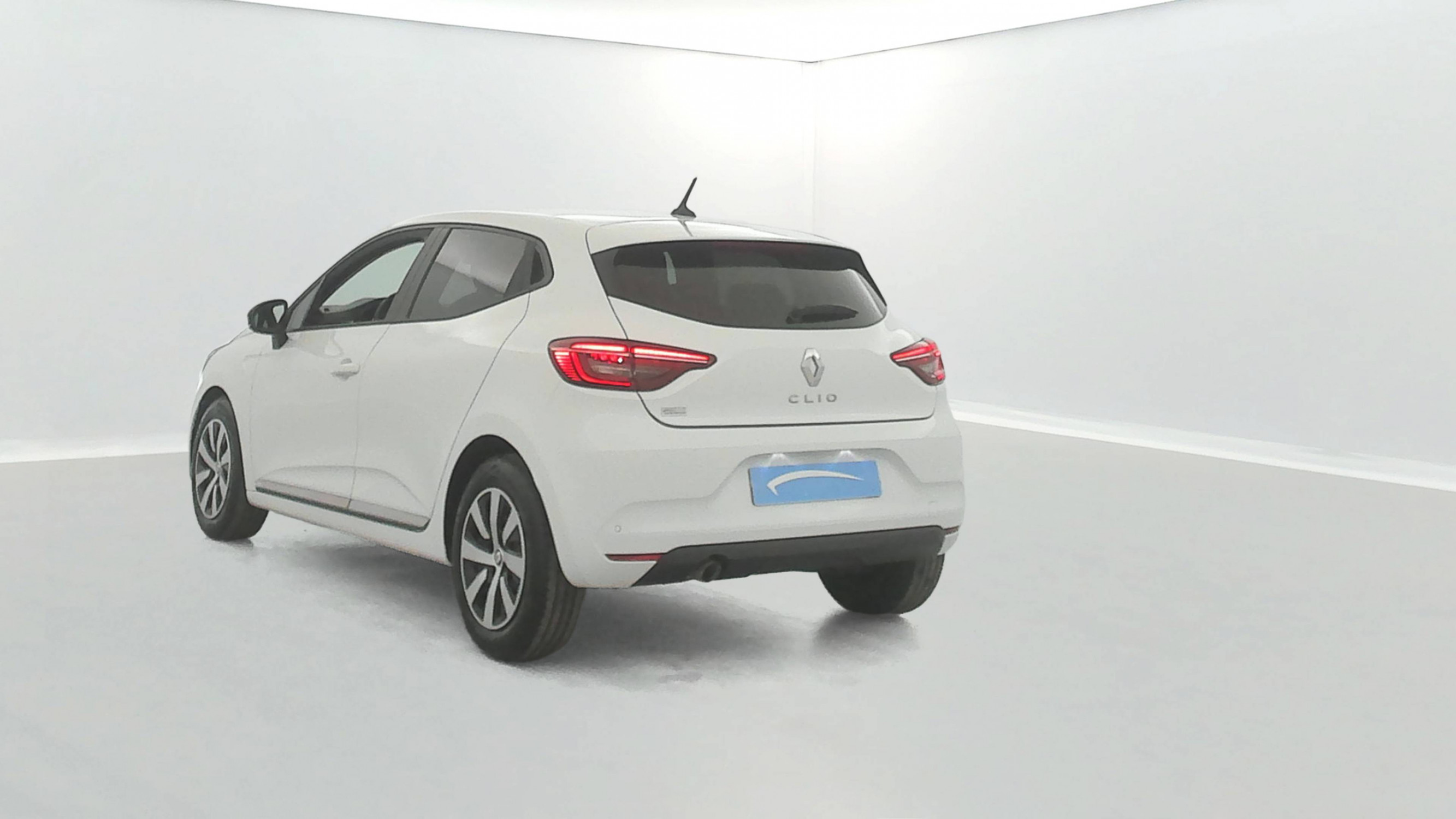 Vente en ligne Renault Clio 5 Clio TCe 90 au prix de 15 390 €