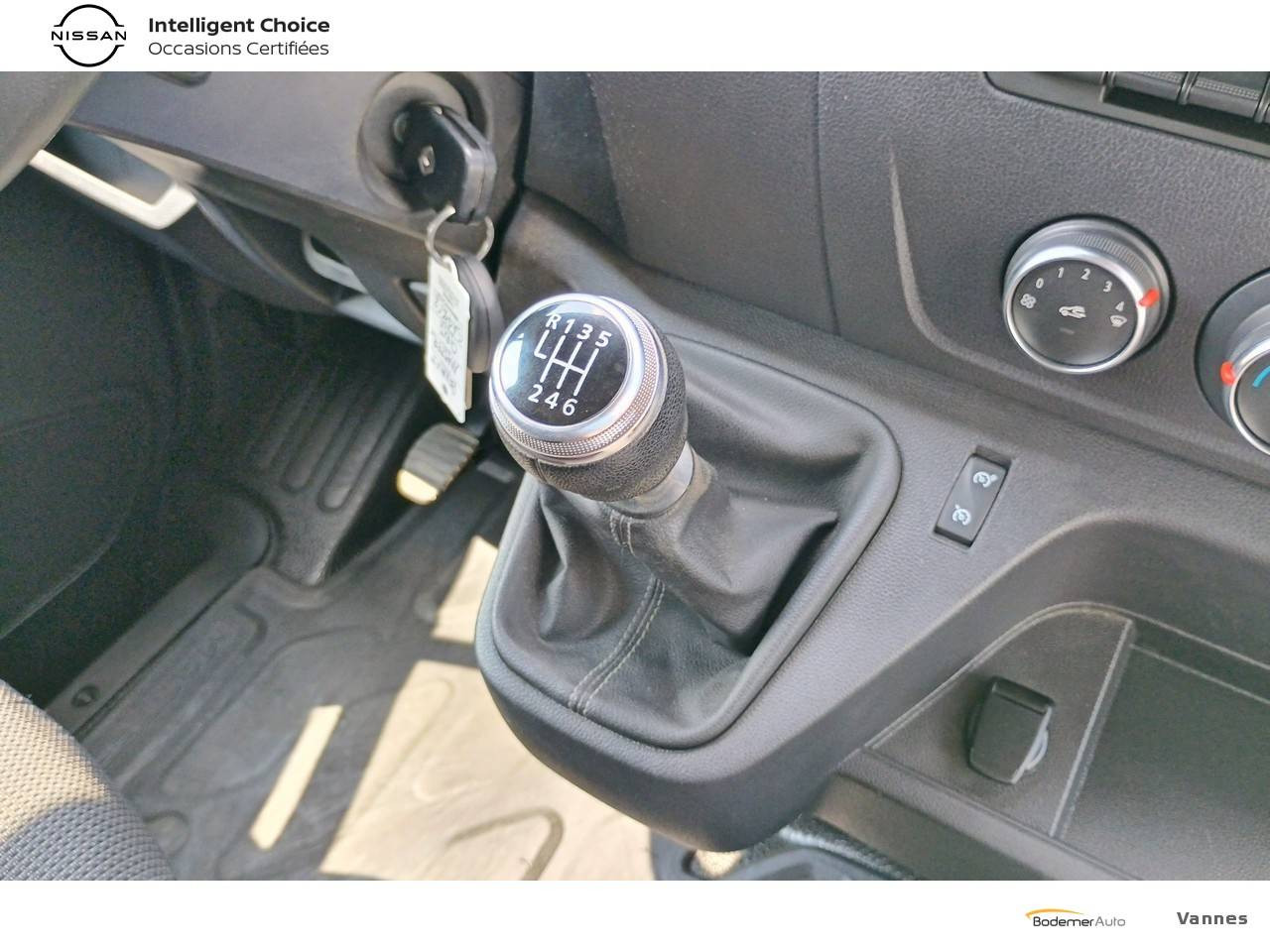 Vente en ligne Renault Master Fourgon MASTER TRAC F3500 L3H2 BLUE DCI 135 au prix de 21 500 €