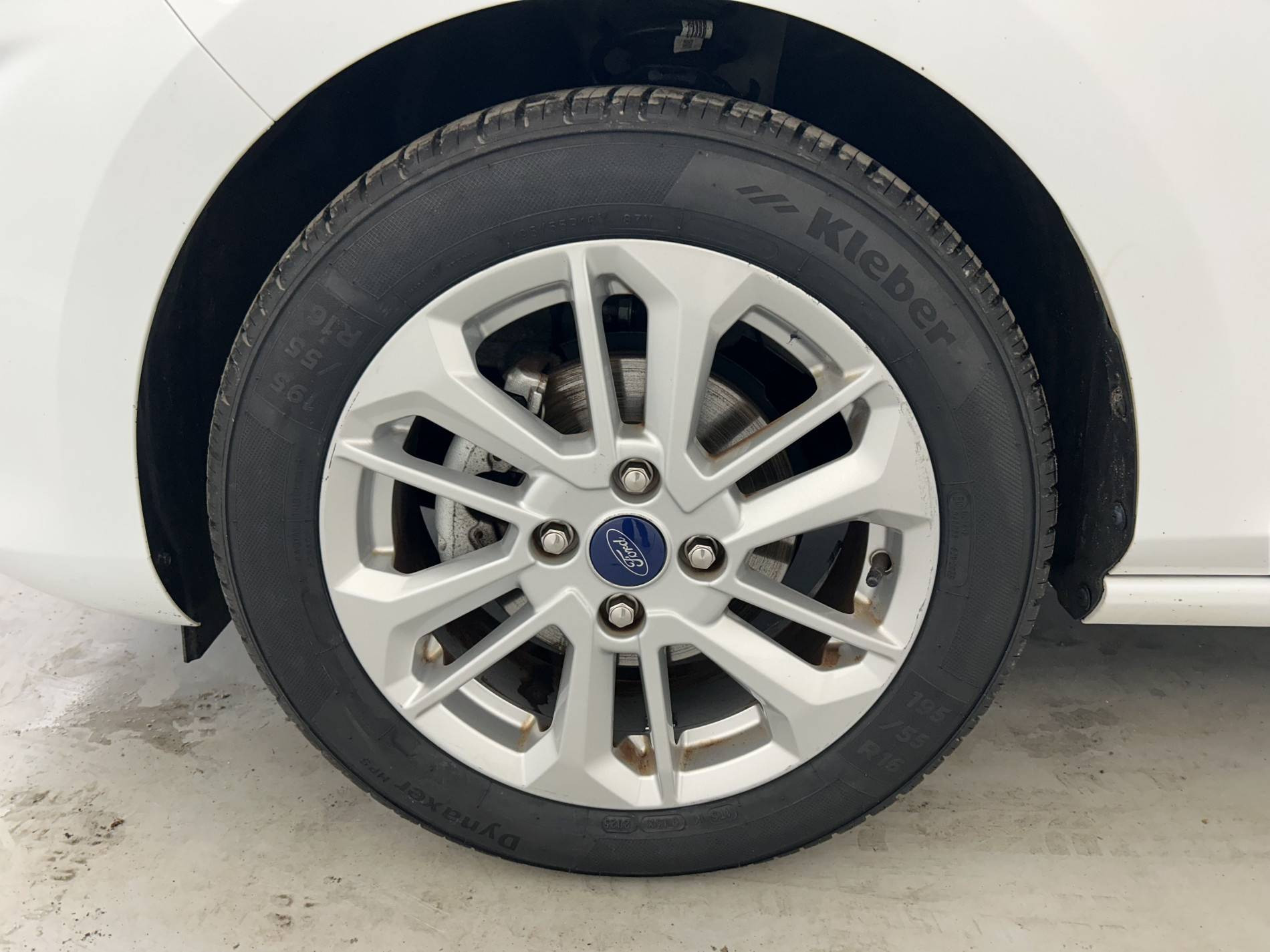 Vente en ligne Ford Fiesta  1.0 Flexifuel 95 ch S&S BVM6 au prix de 17 490 €