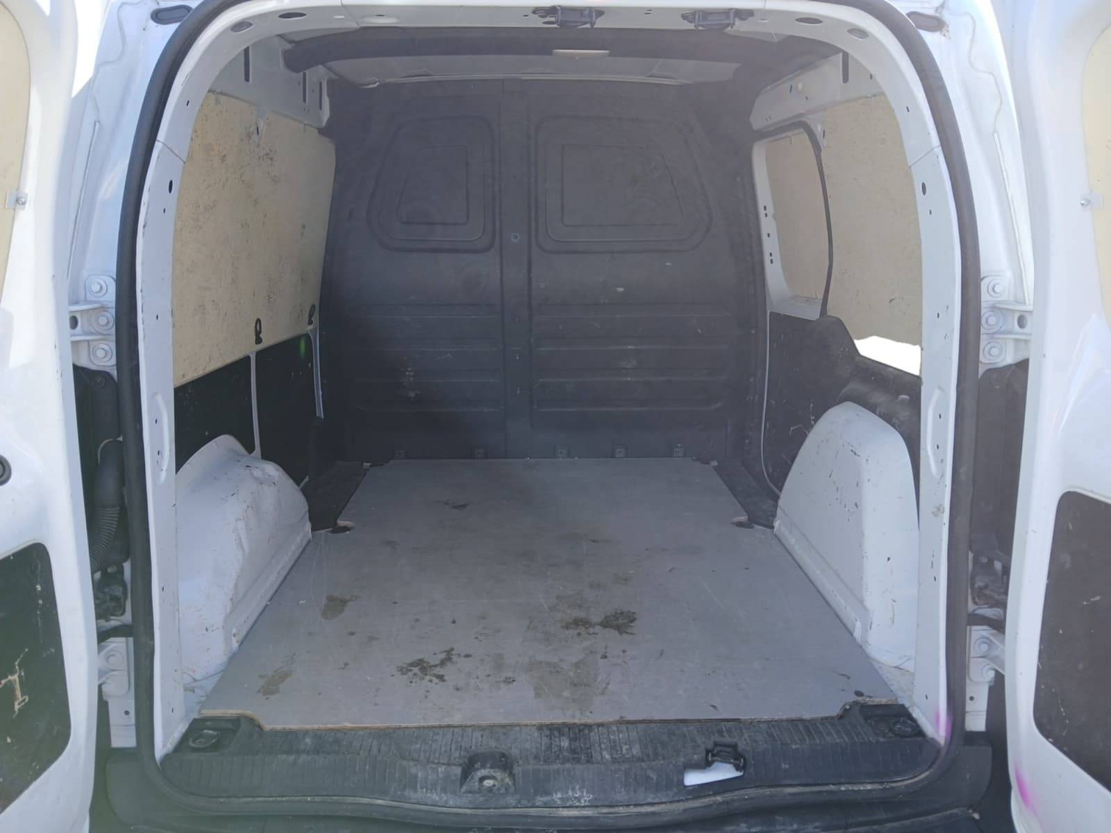 Vente en ligne Renault Kangoo Van  BLUE DCI 95 au prix de 18 790 €