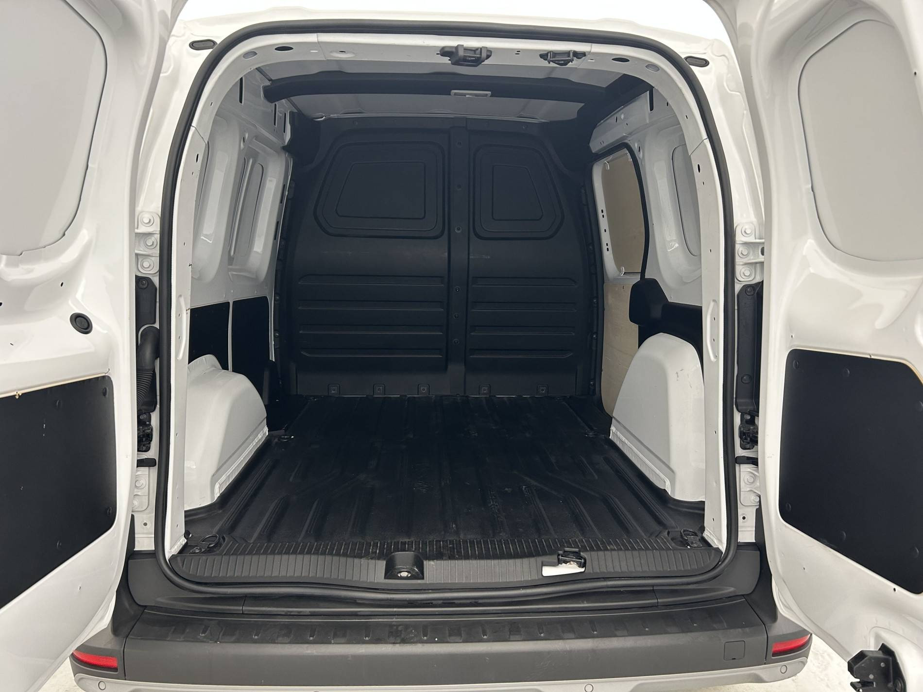 Vente en ligne Renault Kangoo Van  BLUE DCI 95 au prix de 13 990 €