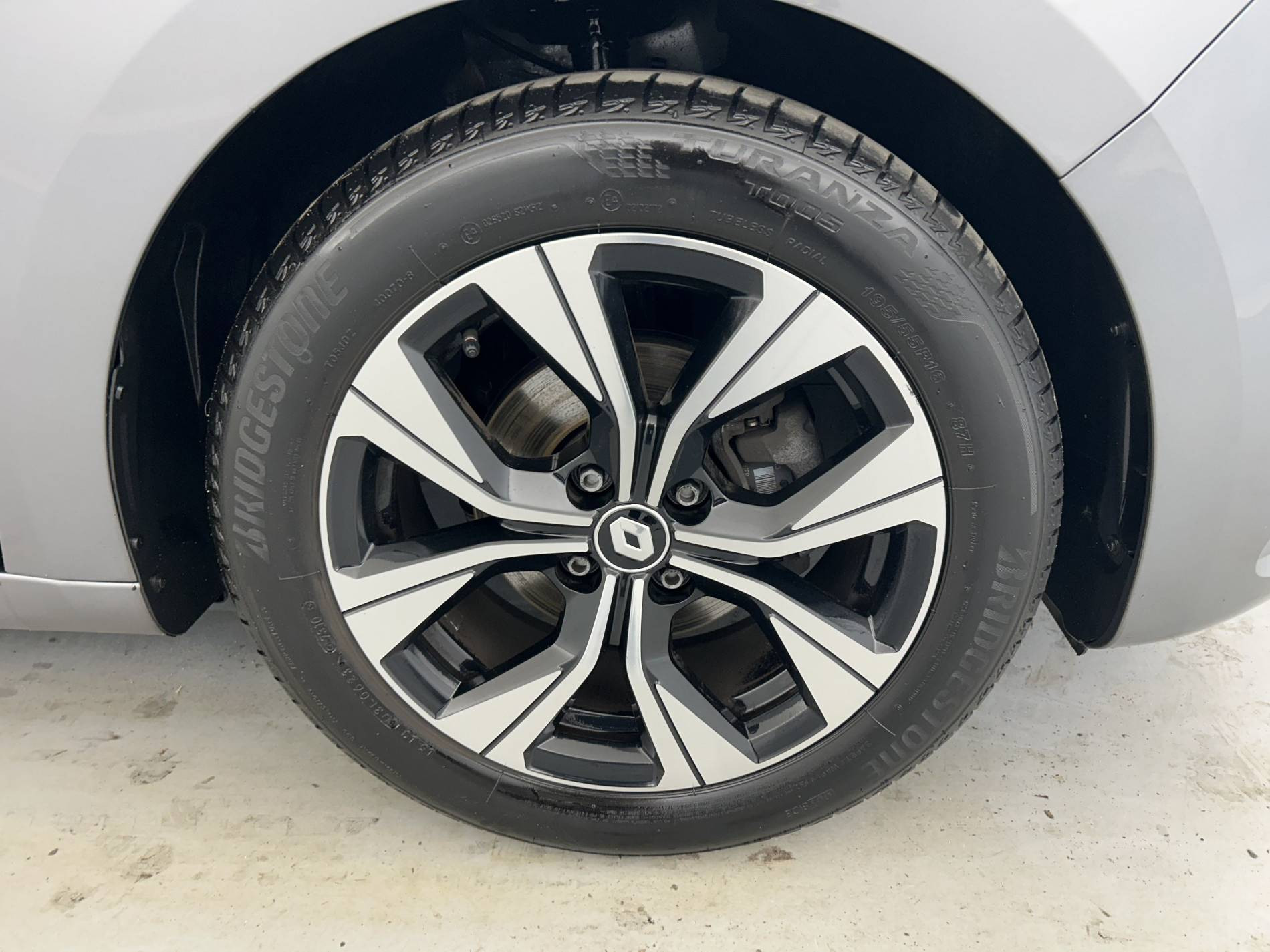 Vente en ligne Renault Clio 5 Clio TCe 90 au prix de 14 990 €