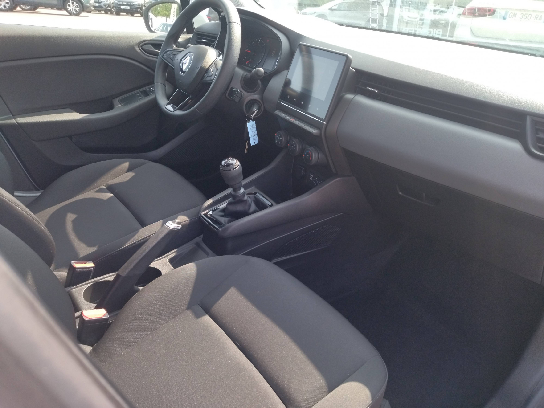 Vente en ligne Renault Clio 5 CLIO SOCIETE BLUE DCI 100 - 21N au prix de 12 061 €