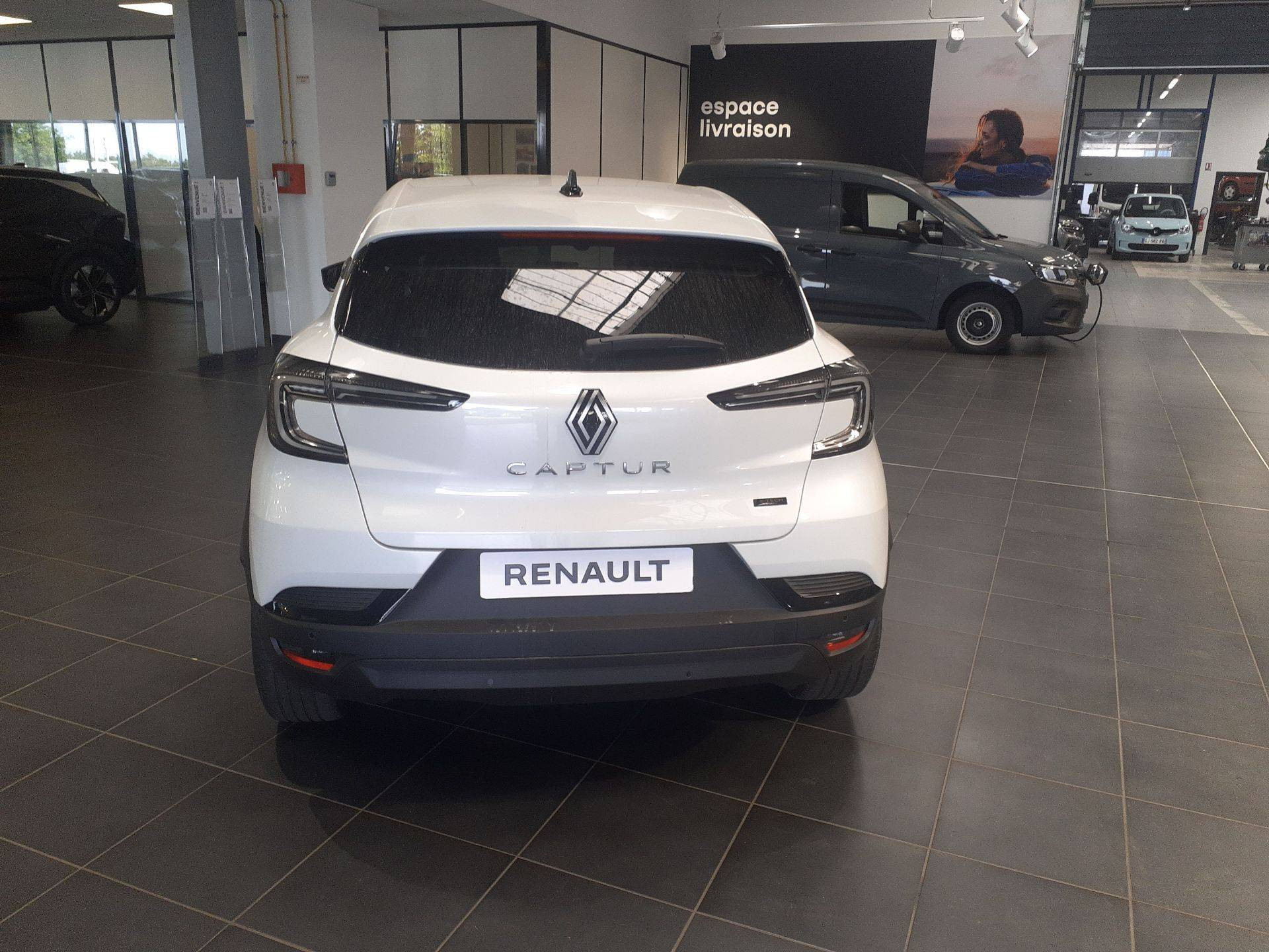 Vente en ligne Renault Captur  E-Tech full hybrid 160 ch au prix de 29 990 €