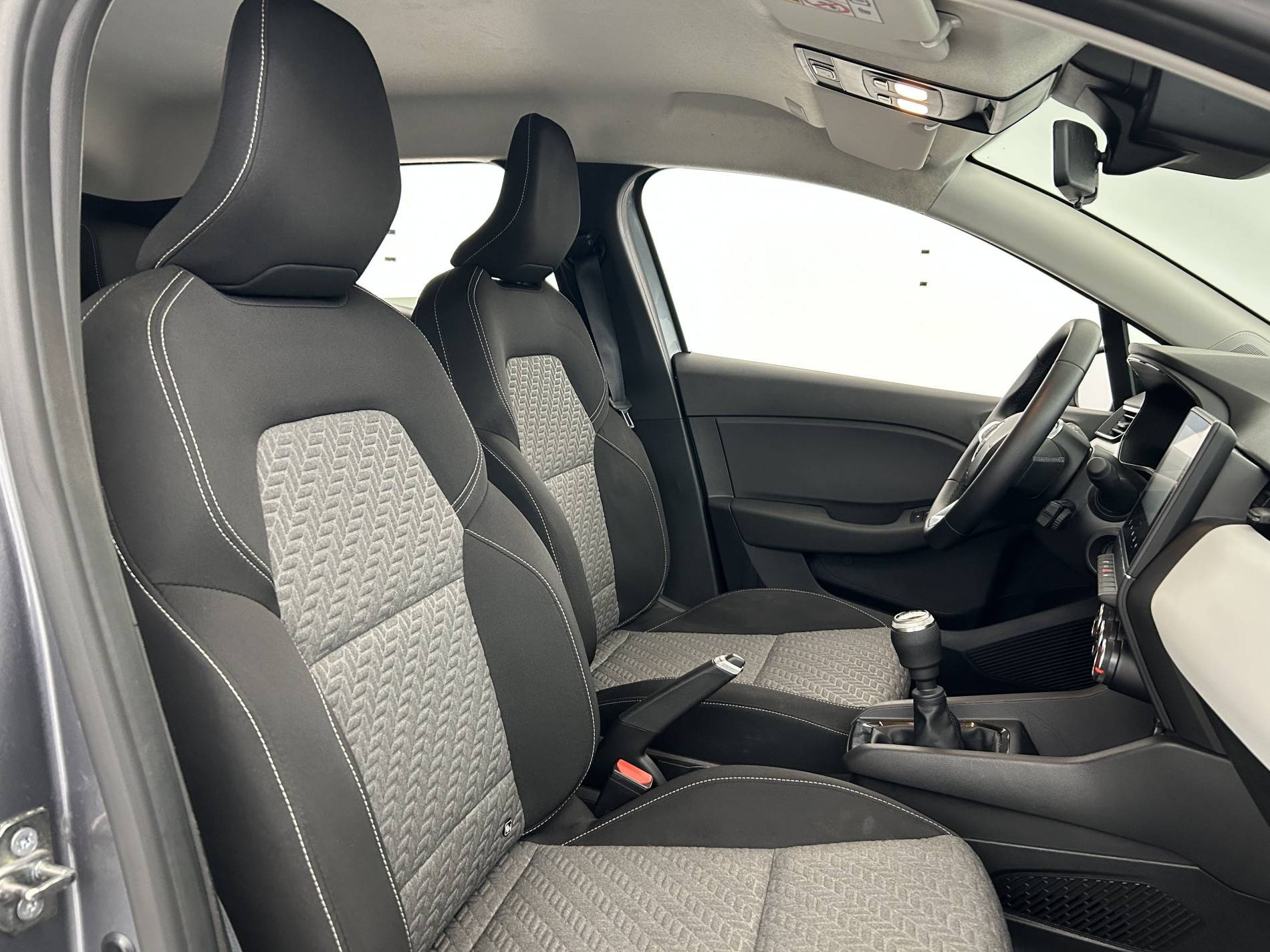 Vente en ligne Renault Clio 5 Clio TCe 90 au prix de 14 990 €