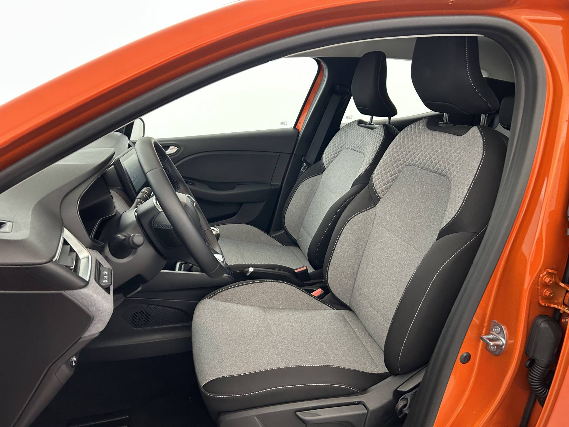 Vente en ligne Renault Clio 5 Clio Eco-G 100 ch GSR2 au prix de 16 290 €